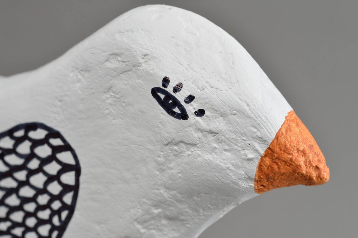 Kleine schöne originelle handmade Vogel Figur aus Gips mit Bemalung auf Ständer  foto 5