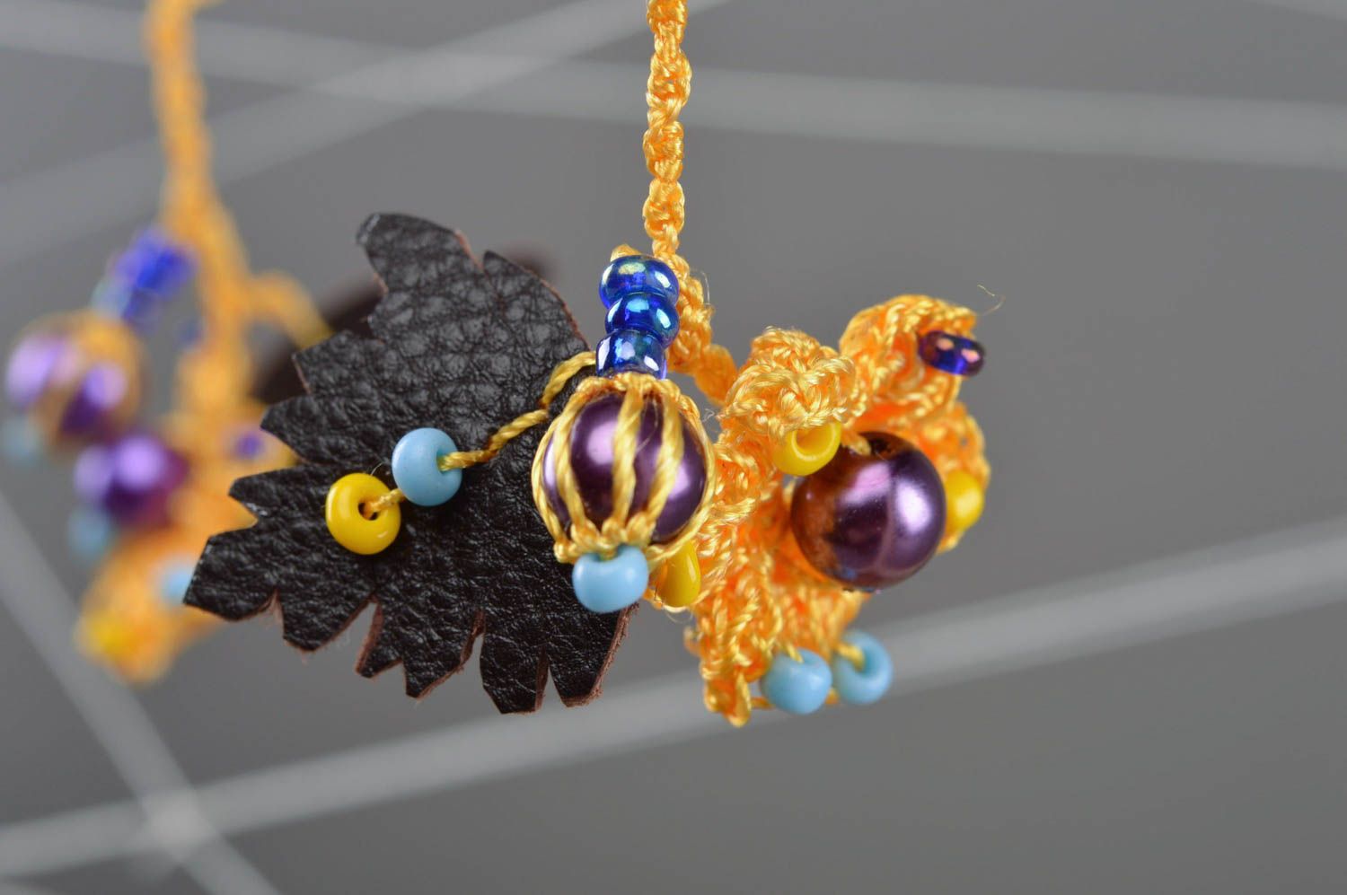 Boucles d'oreilles tricotées accessoires avec perles fantaisie faites main photo 2