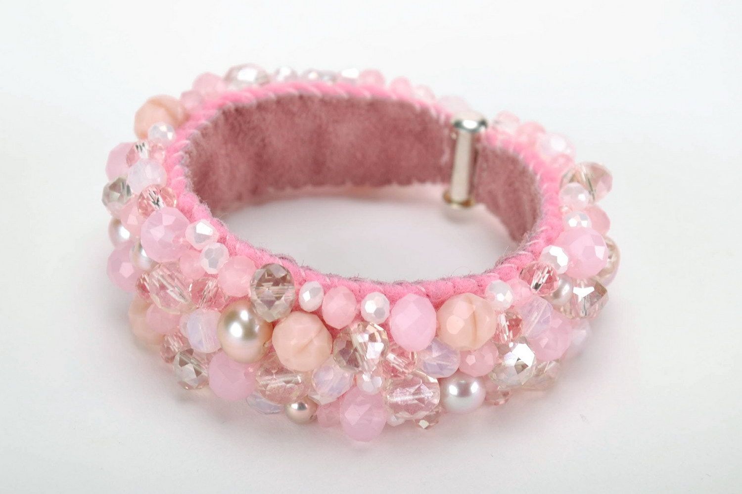 Genuine leather bracelet with crystals and pearls photo 3
