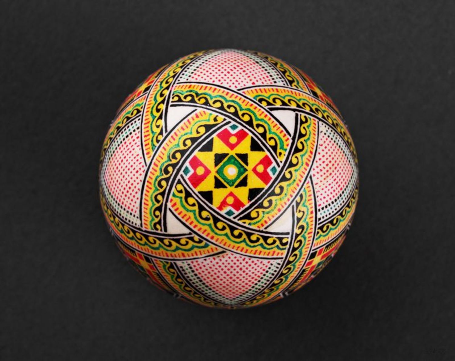 Huevo de Pascua pintado “Marichka”
 foto 4