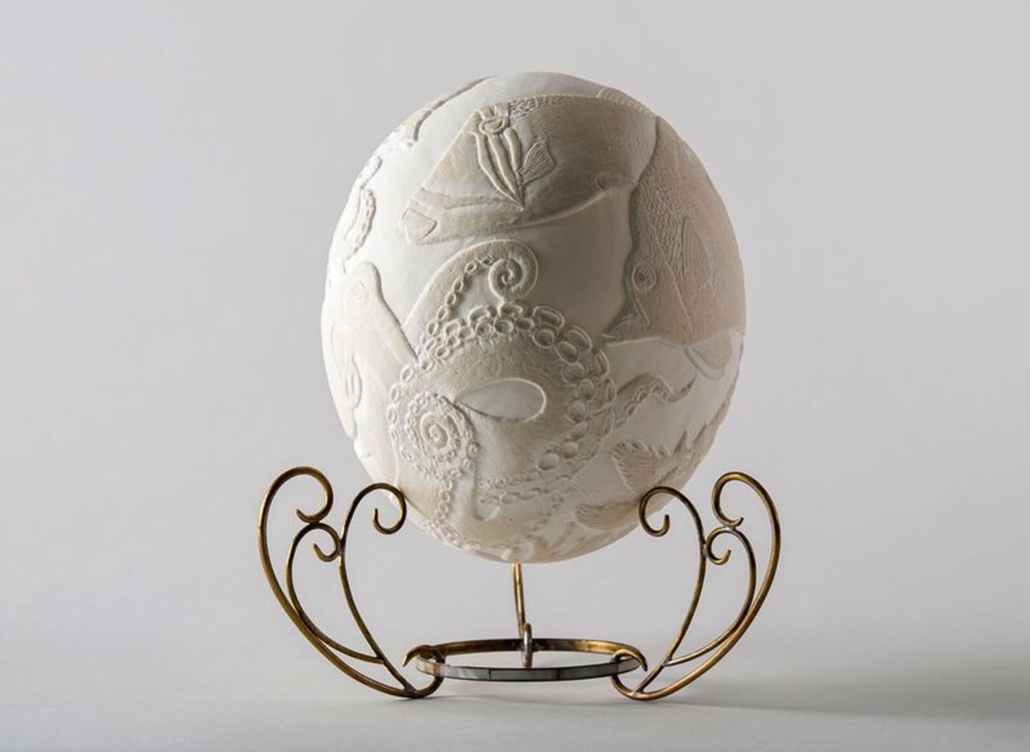 Lâmpada de ovo de avestruz esculpida O reino de Poseidon foto 1
