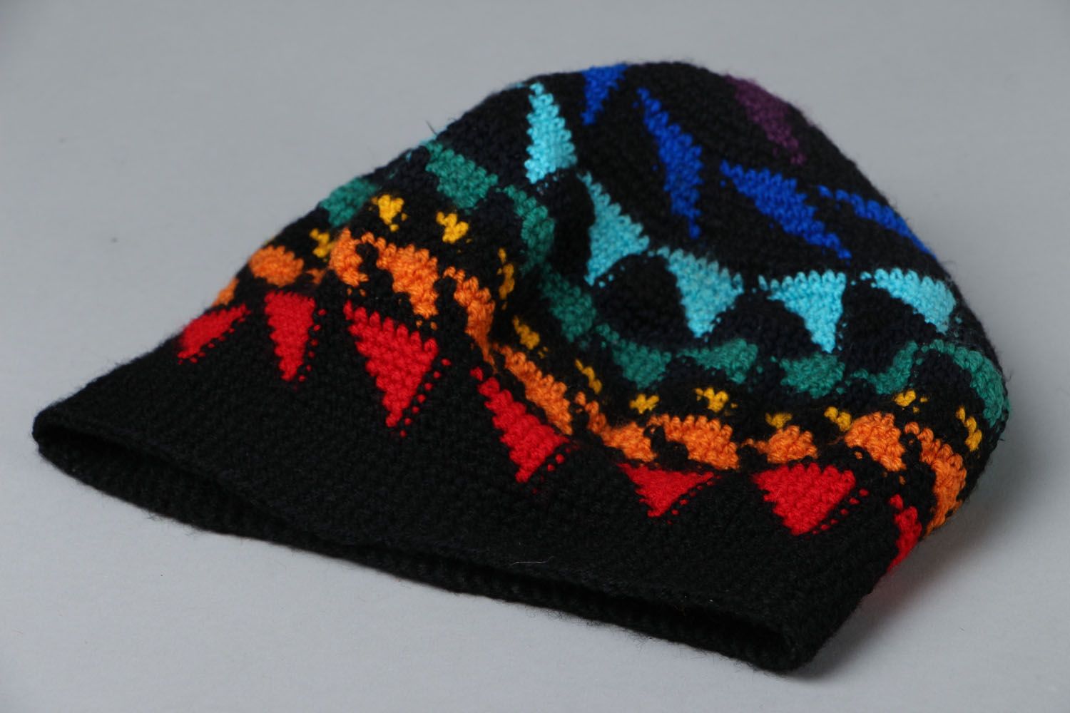 Handmade crochet hat Triangle photo 2