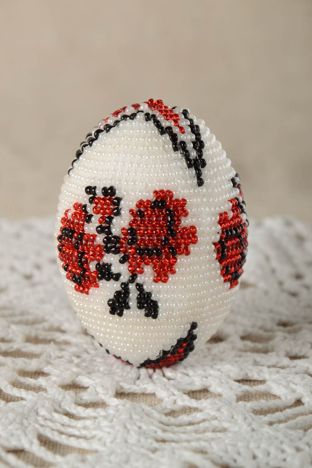 Пасхальное яйцо ручной работы пасхальный декор яйцо из бисера красивое  фото 1