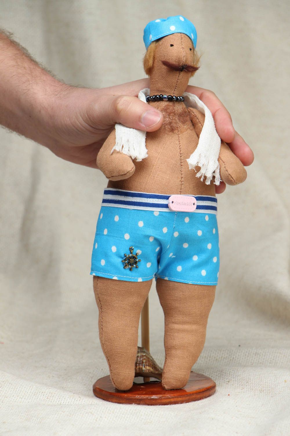 Дизайнерская кукла ручной работы Пляжник в голубом фото 4