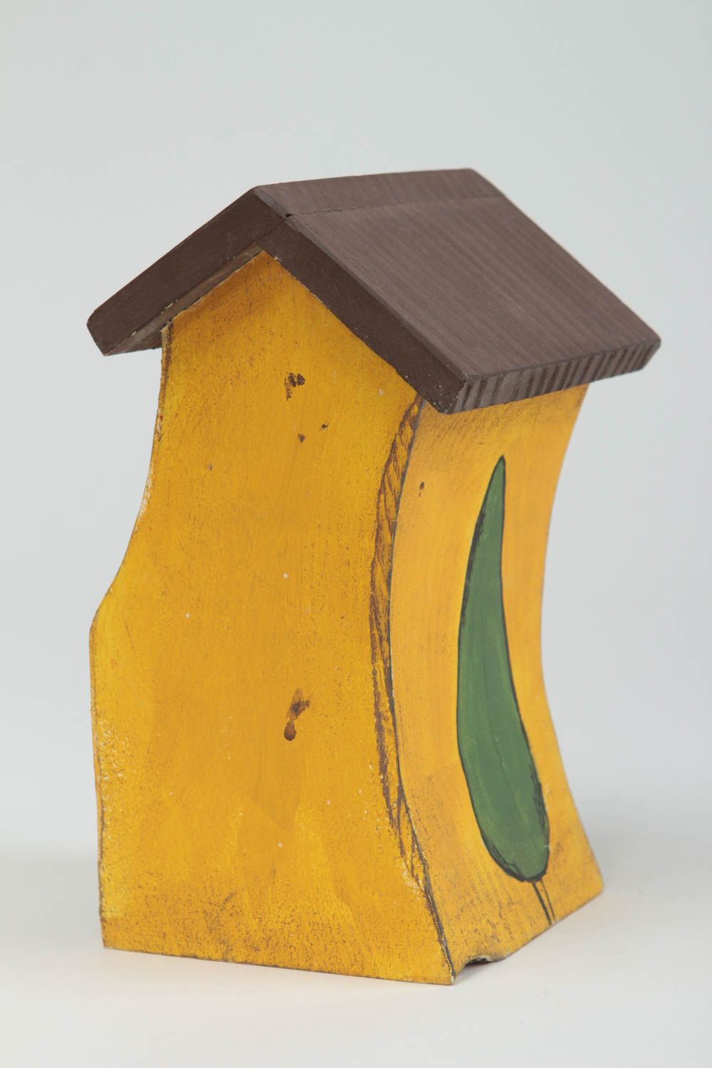 Прелестный декоративный домик из сосны расписанный акриловыми красками хэнд мейд фото 3