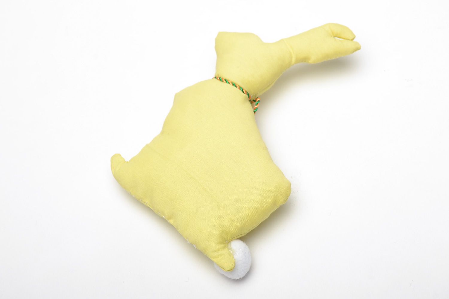 Jouet mou décoratif fait main lapin en coton avec coeur plastique design photo 4