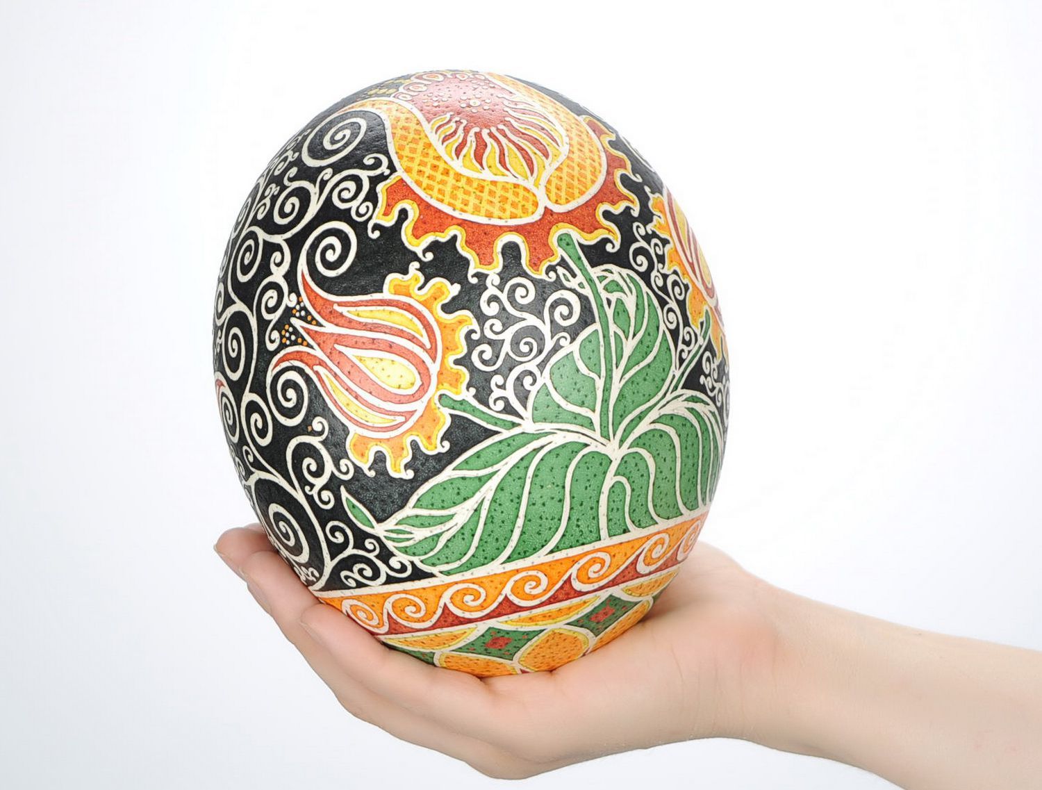 Ostrich painted egg Patterned flowers photo 5