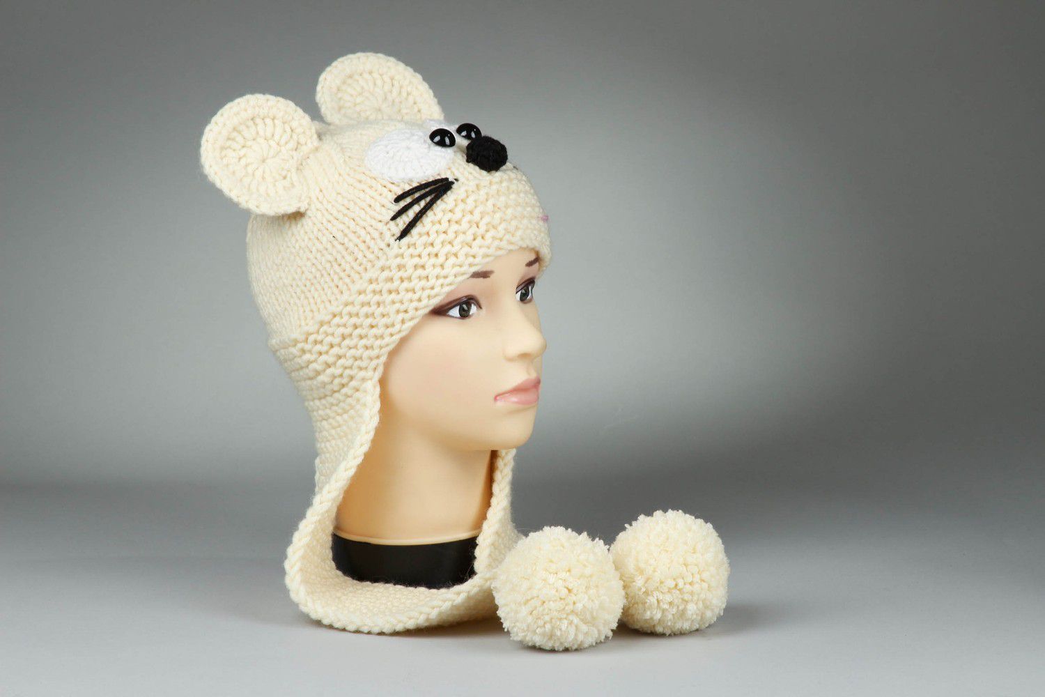 Knitted hat White Mouse photo 2
