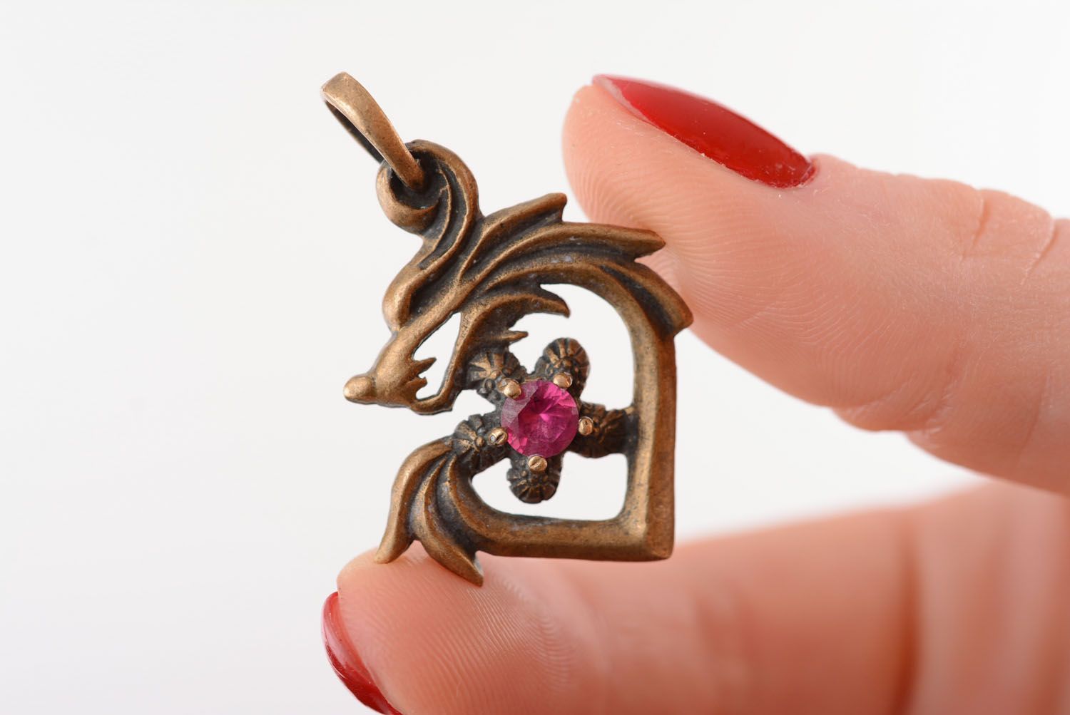 Pendentif en bronze artisanal Coeur de dragon  photo 4