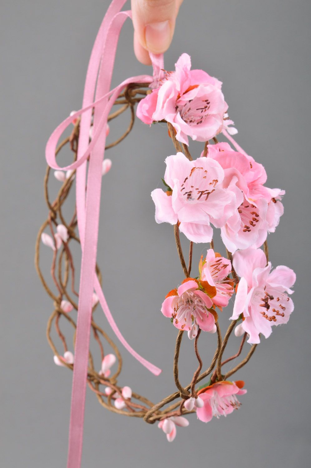 Handmade designer headband with pink flowers and ribbon for romantic girls photo 3