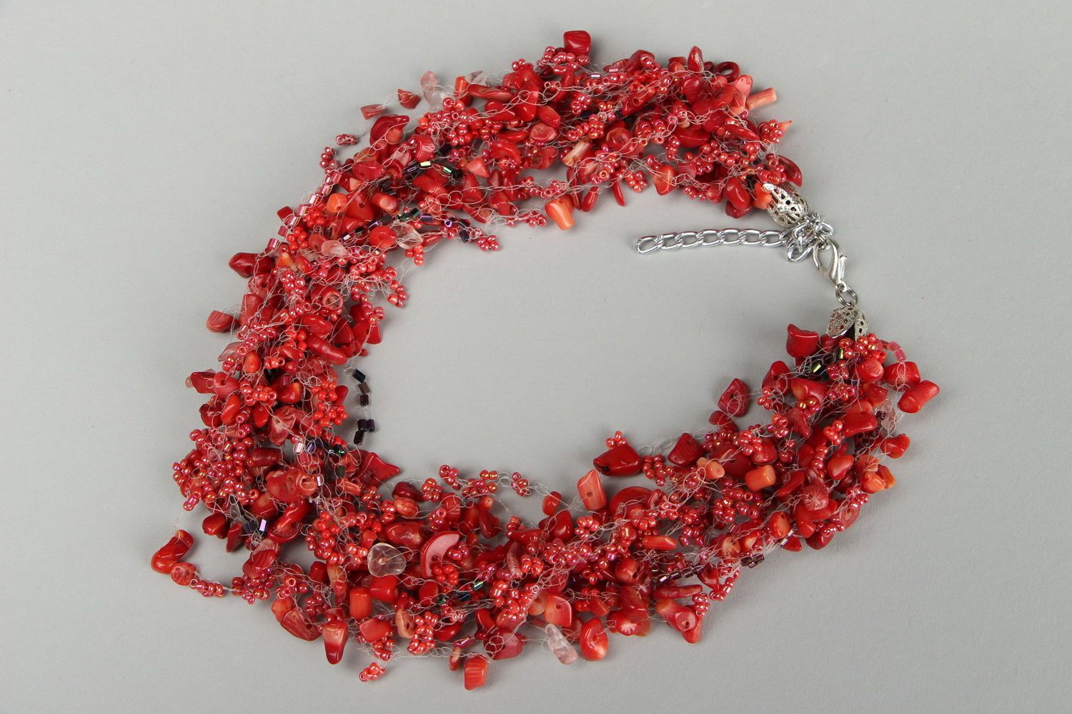 Necklace made of beads and coral photo 2