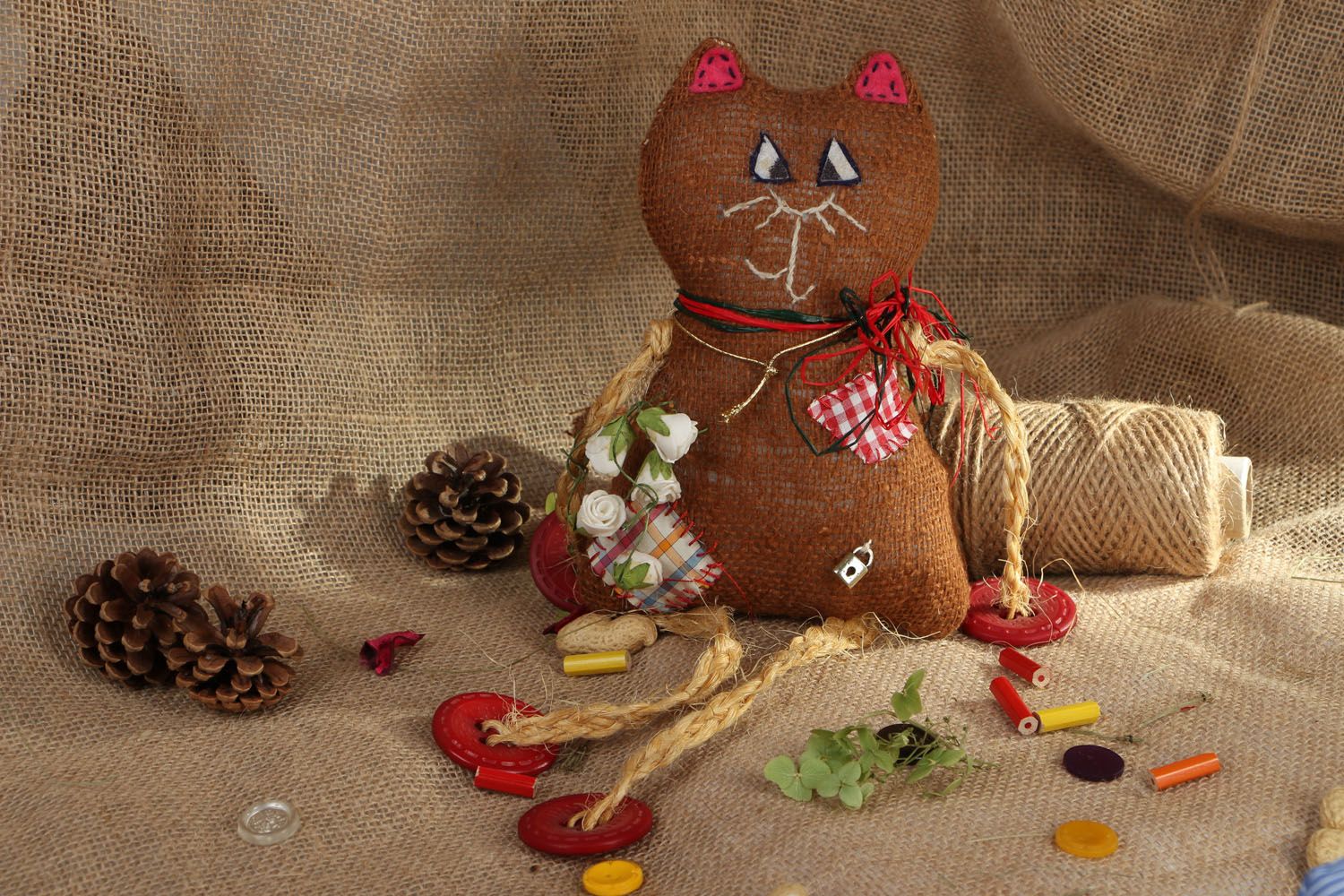 Peluche décorative chat en chocolat faite main photo 5