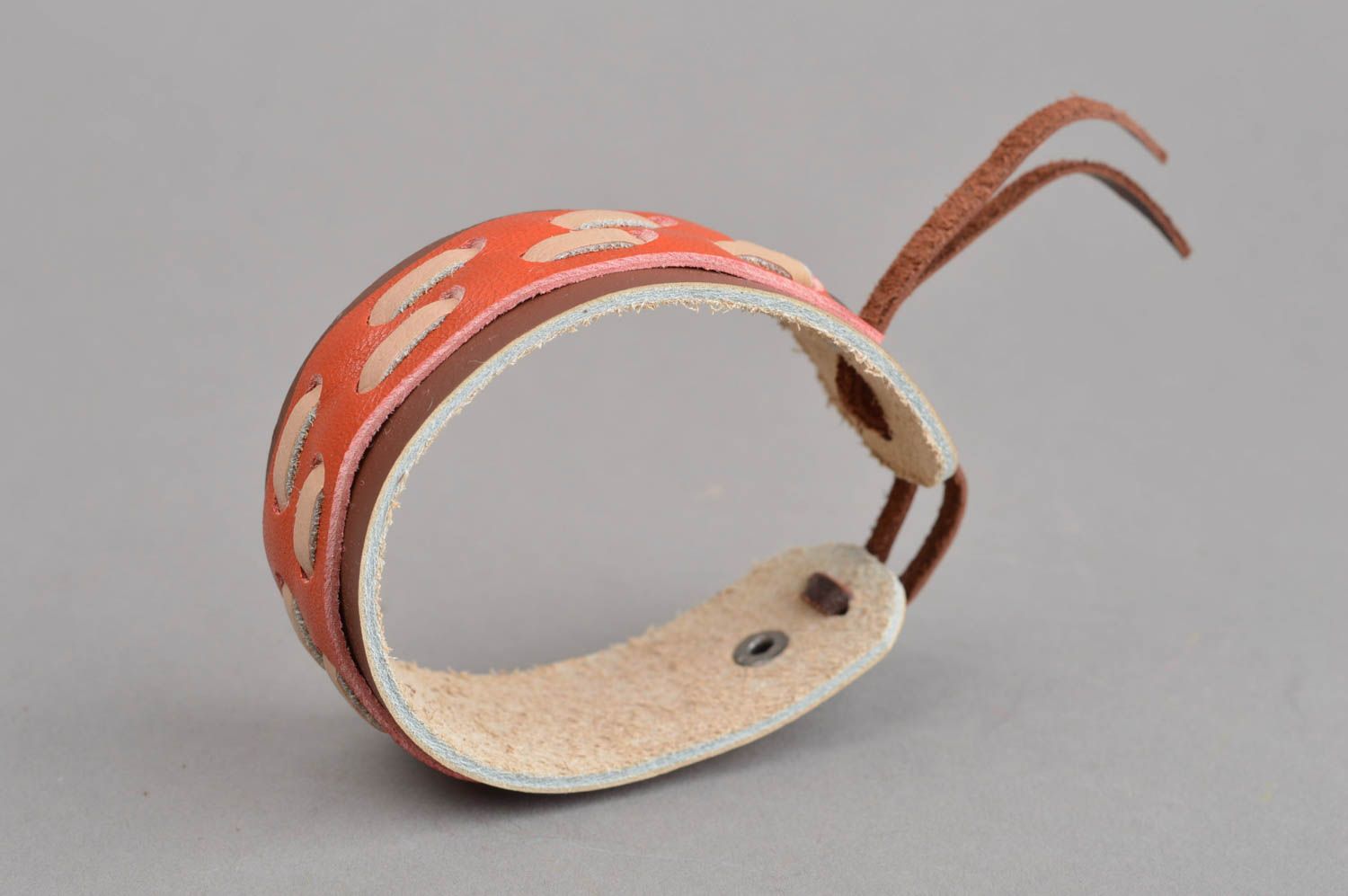 Pulsera de cuero hecha a mano regalo original brazalete artesanal para mujer foto 3