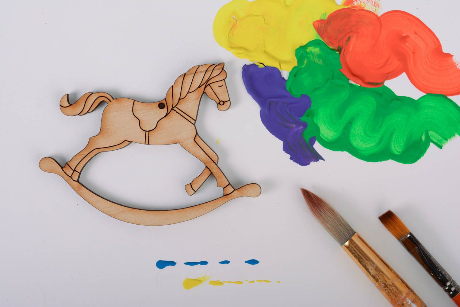 Peça em branco artesanal para criatividade de madeira contraplacada  Cavalo de madeira foto 1