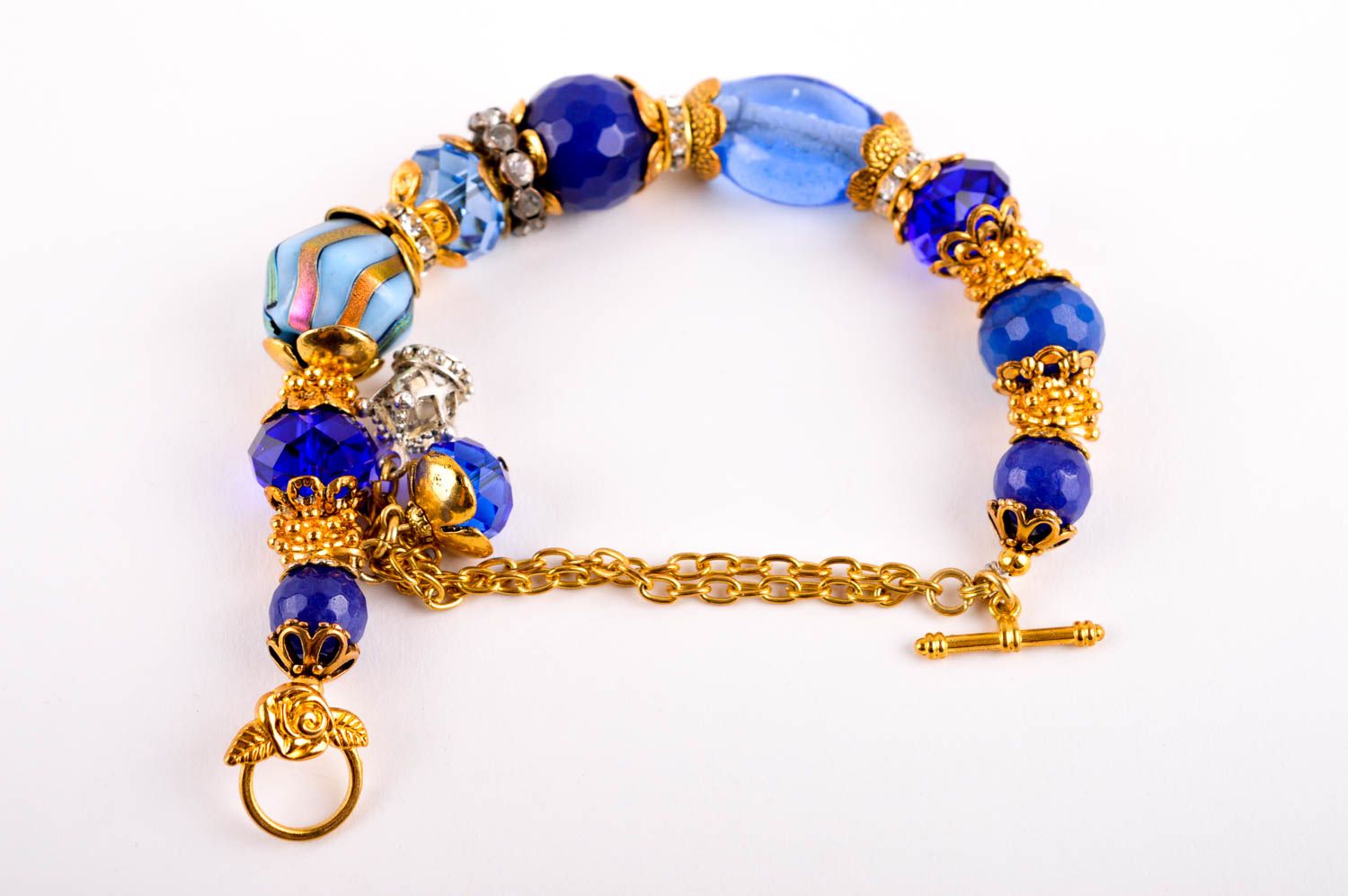 Bracelet à breloques Bijou fait main en laiton bleu Accessoire femme original photo 4