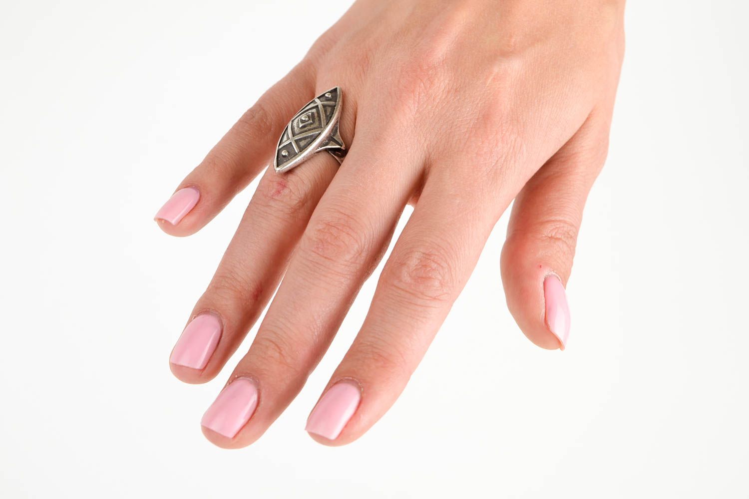 Кольцо ручной работы оригинальное металлическое украшение женский перстень фото 3