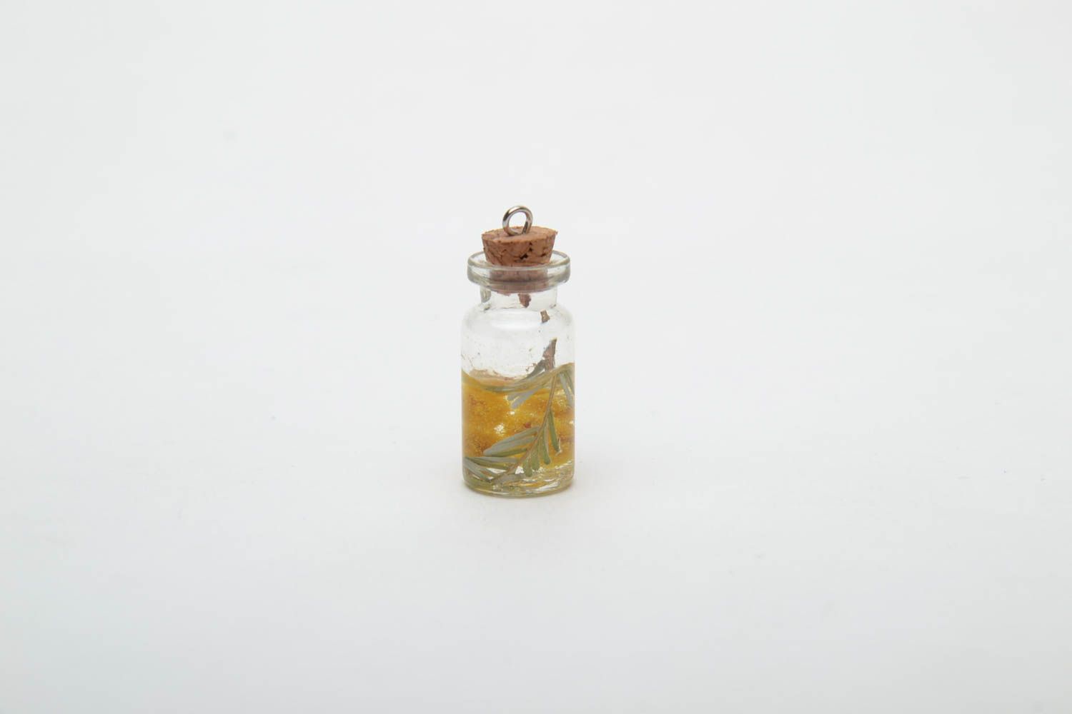 Interior pendant with natural flowers in epoxy resin photo 4