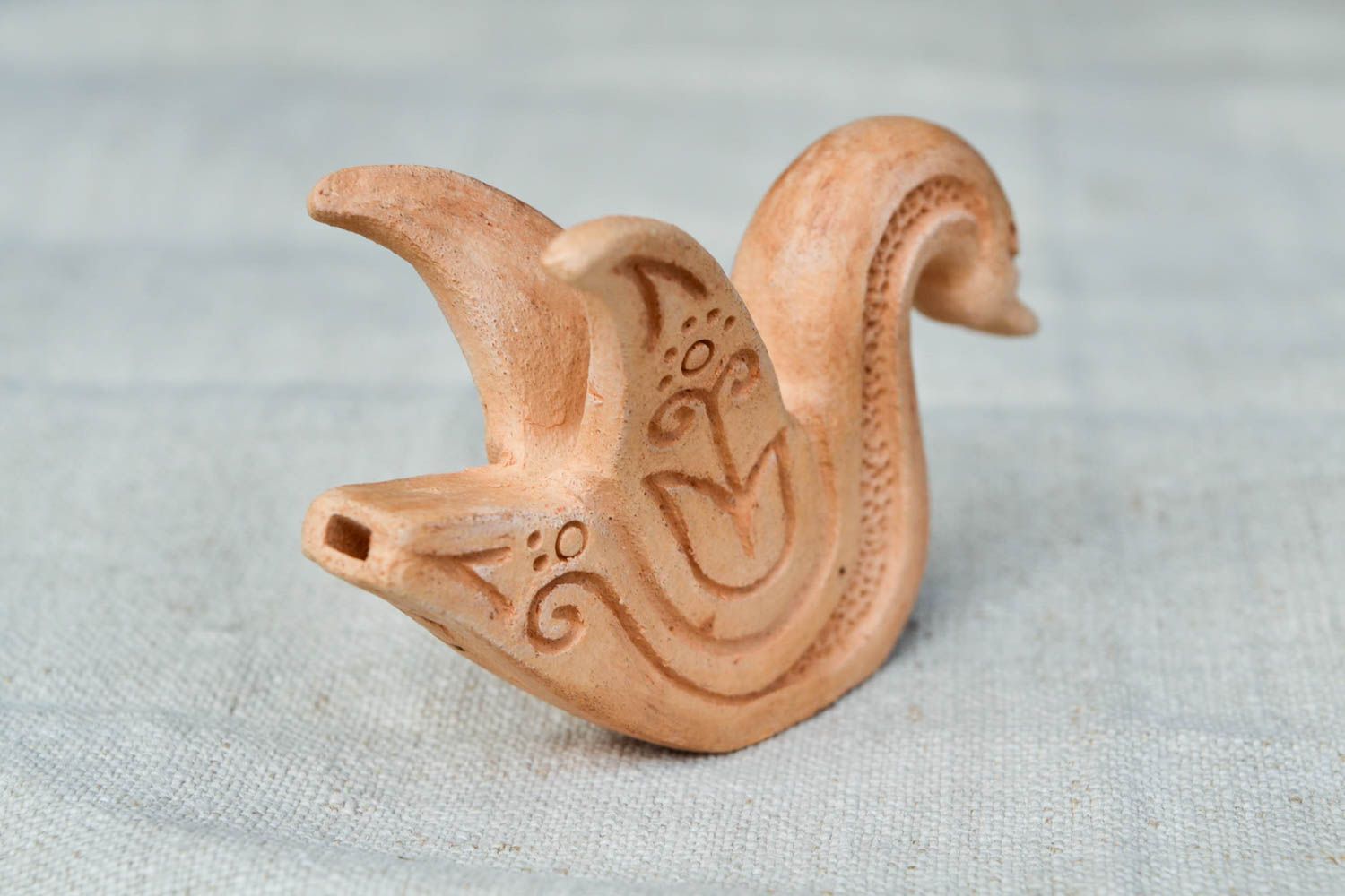 Свистулька из глины ручной работы керамическая свистулька глиняная игрушка фото 5