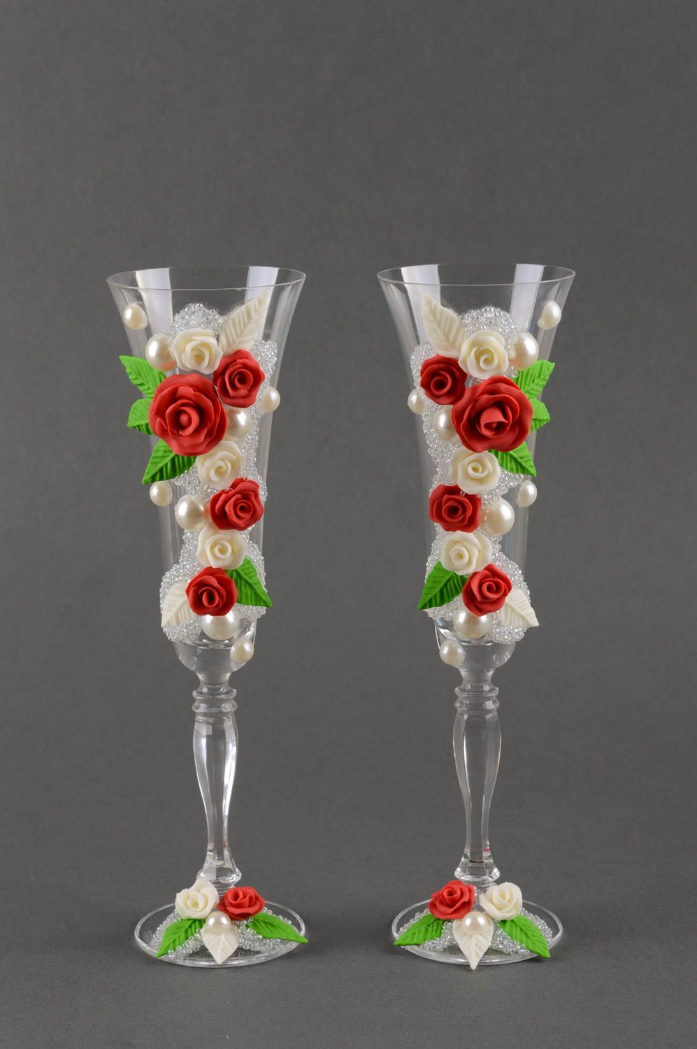 Свадебные бокалы изделия ручной работы авторские бокалы с розами и жемчугом фото 2