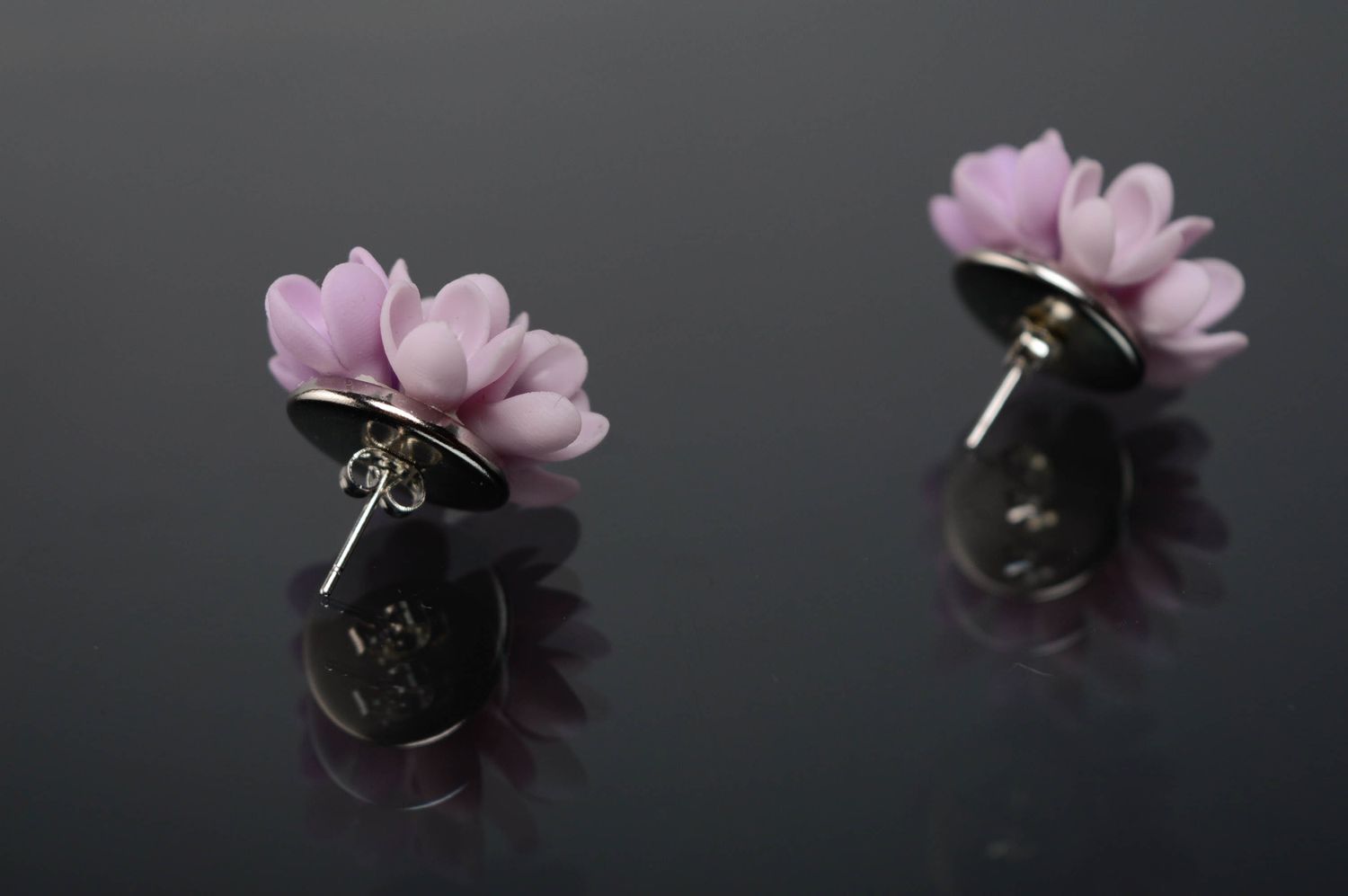 Blumen Ohrringe aus Ton Flieder  foto 5