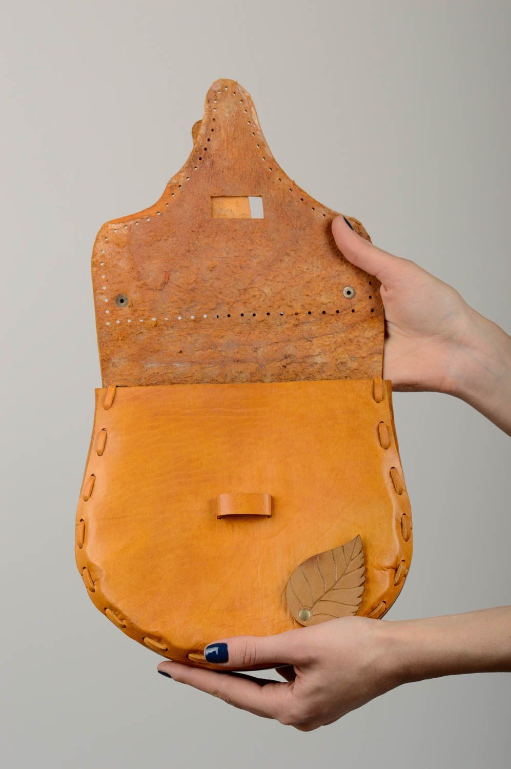 Bolso de cuero natural hecho a mano accesorio de moda marrón regalo original foto 3
