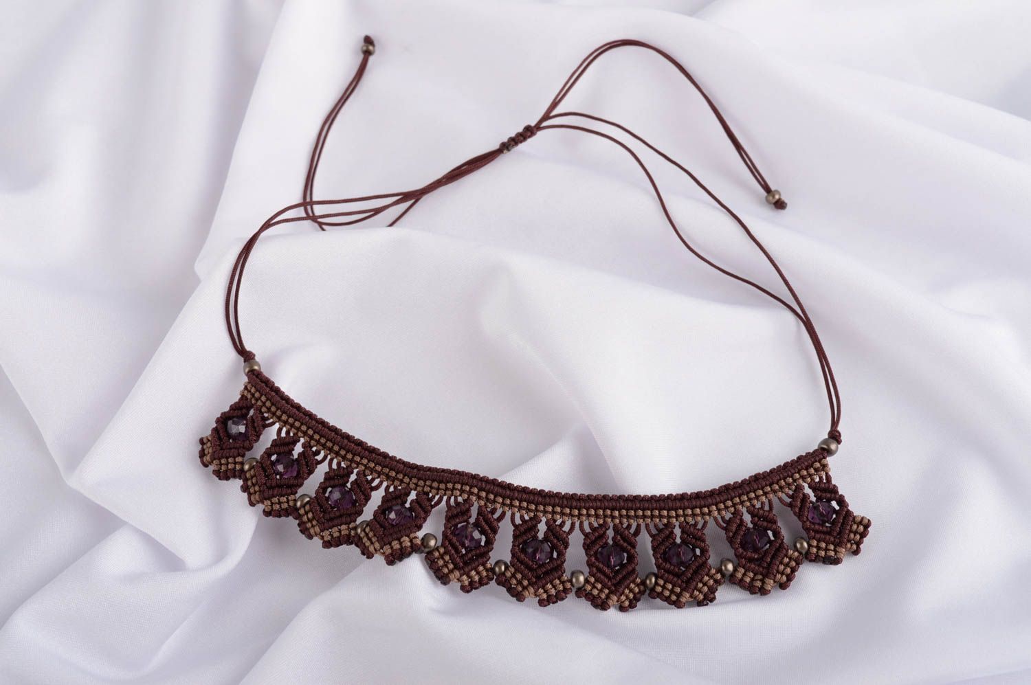 Collier tricot Bijou fait main fils de nylon perles de rocaile Cadeau femme photo 1