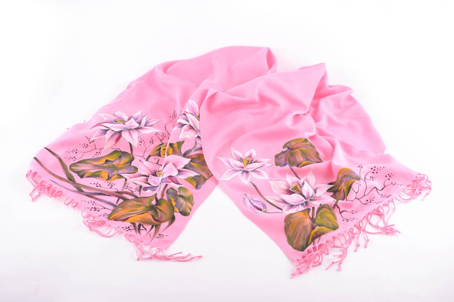 Pink cashmere scarf with acrylic painting Lilies photo 4