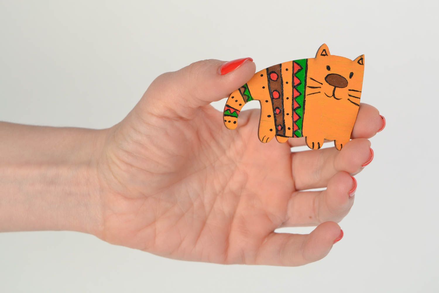 Nice small handmade children's wooden brooch in the shape of bright cat photo 2