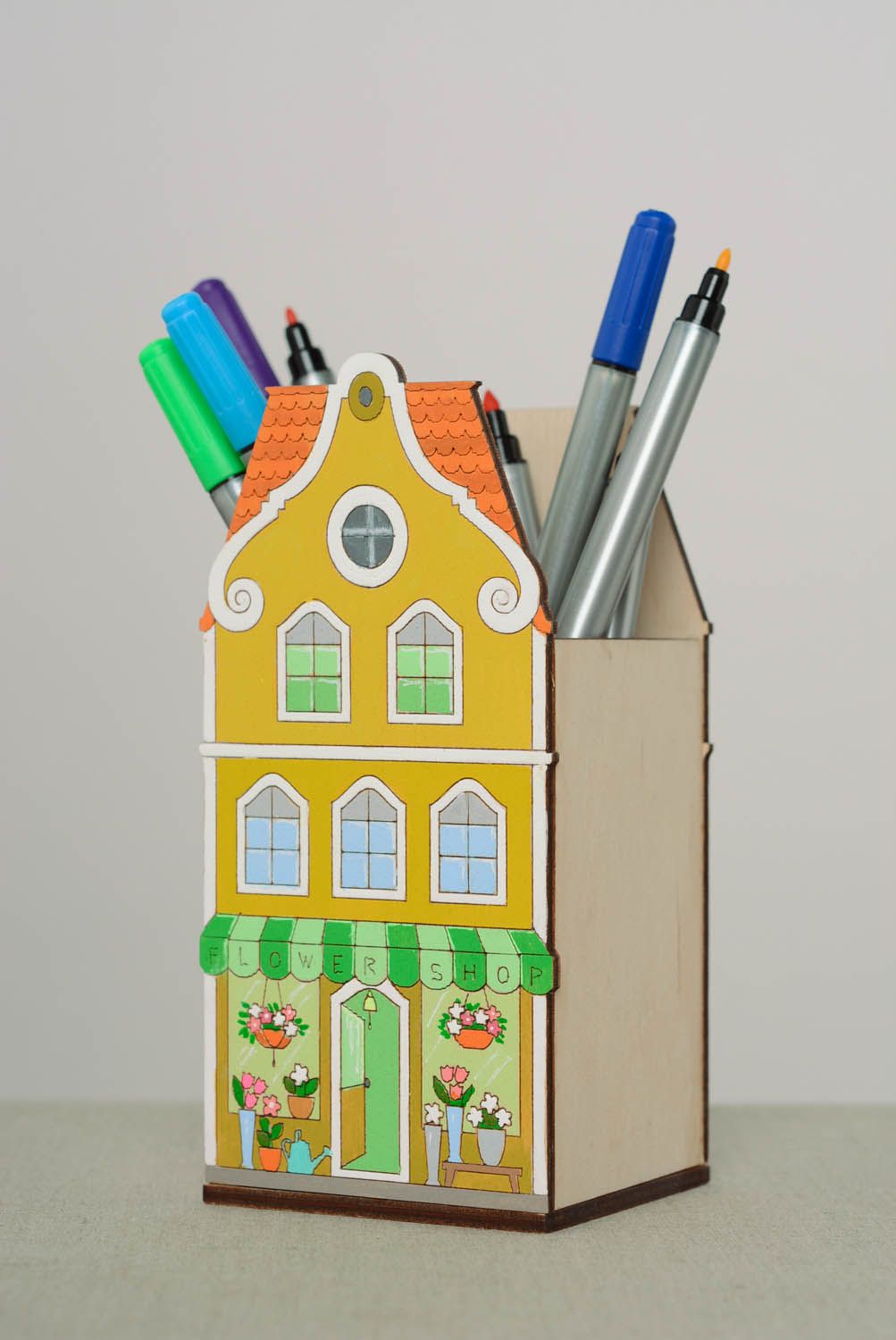 Pencil stand Little House photo 2