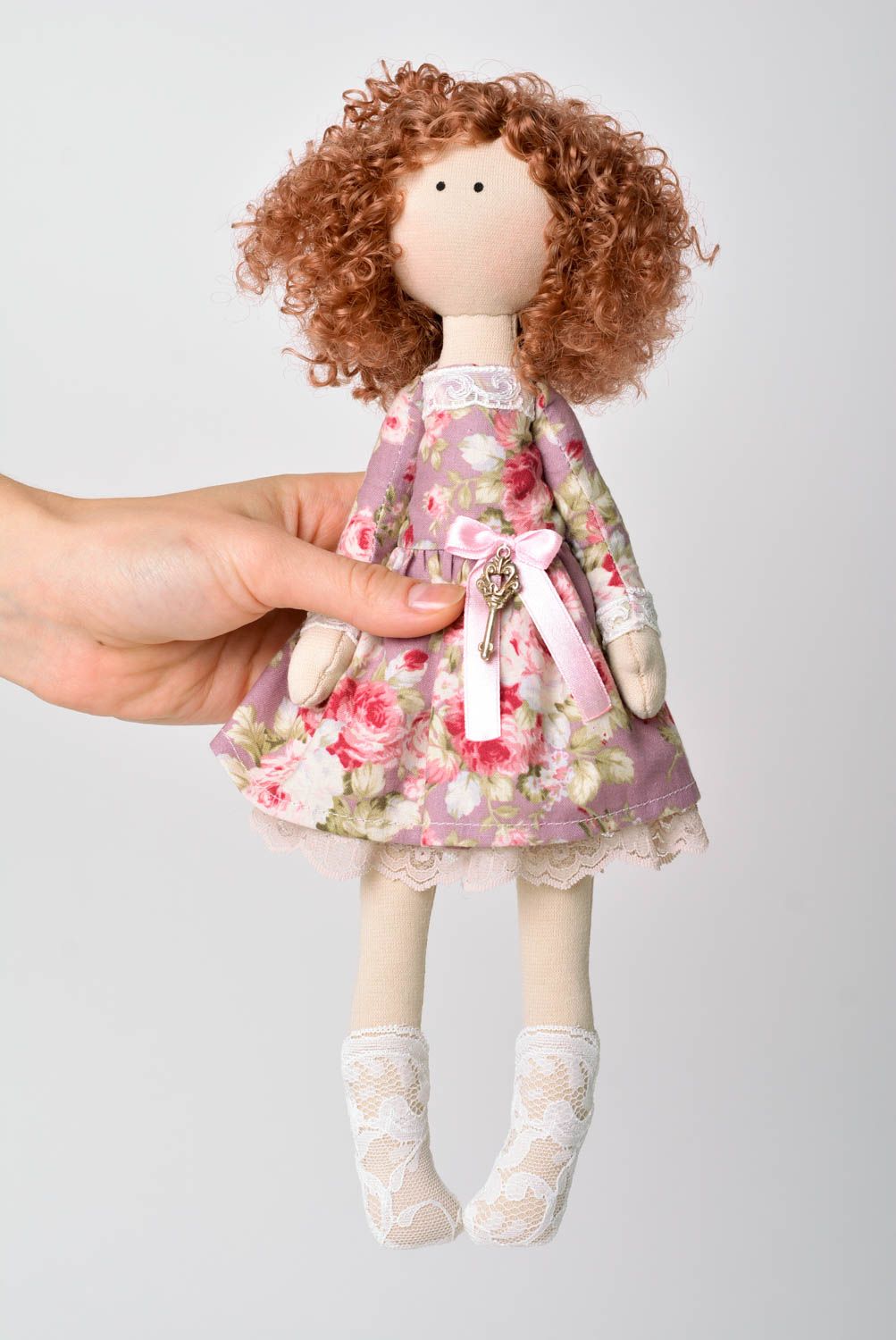 Puppe handgemacht Stoff Puppe Geschenk Idee ausgefallenes Spielzeug mit Ständer foto 2