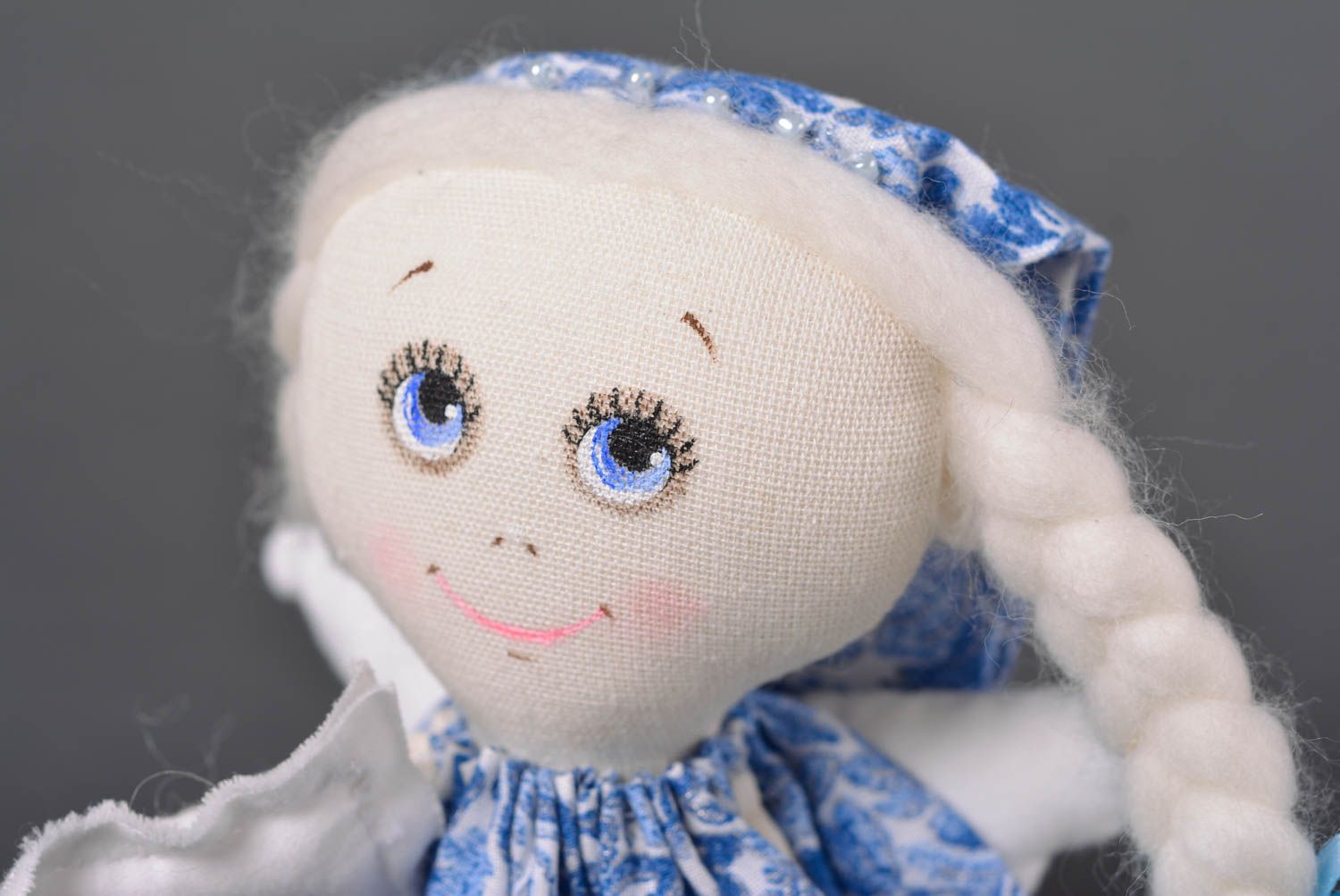 Designer Puppe handmade Stoff Spielzeug im blauen Kleid Haus Deko künstlerisch foto 2