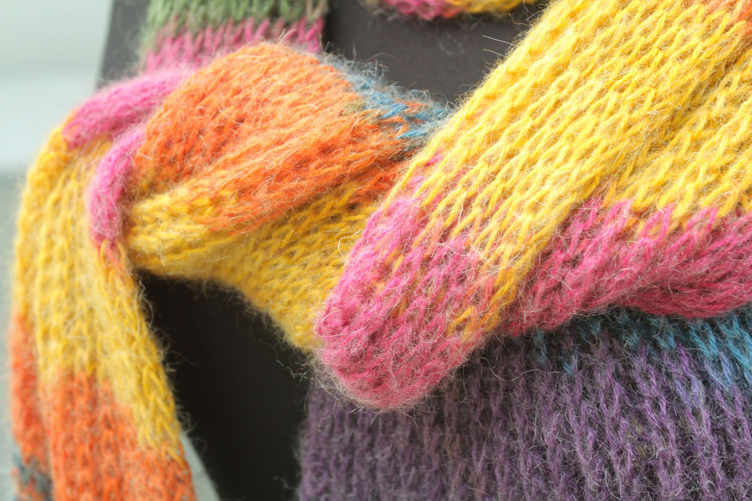 Écharpe originale de laine d'angora faite main photo 2