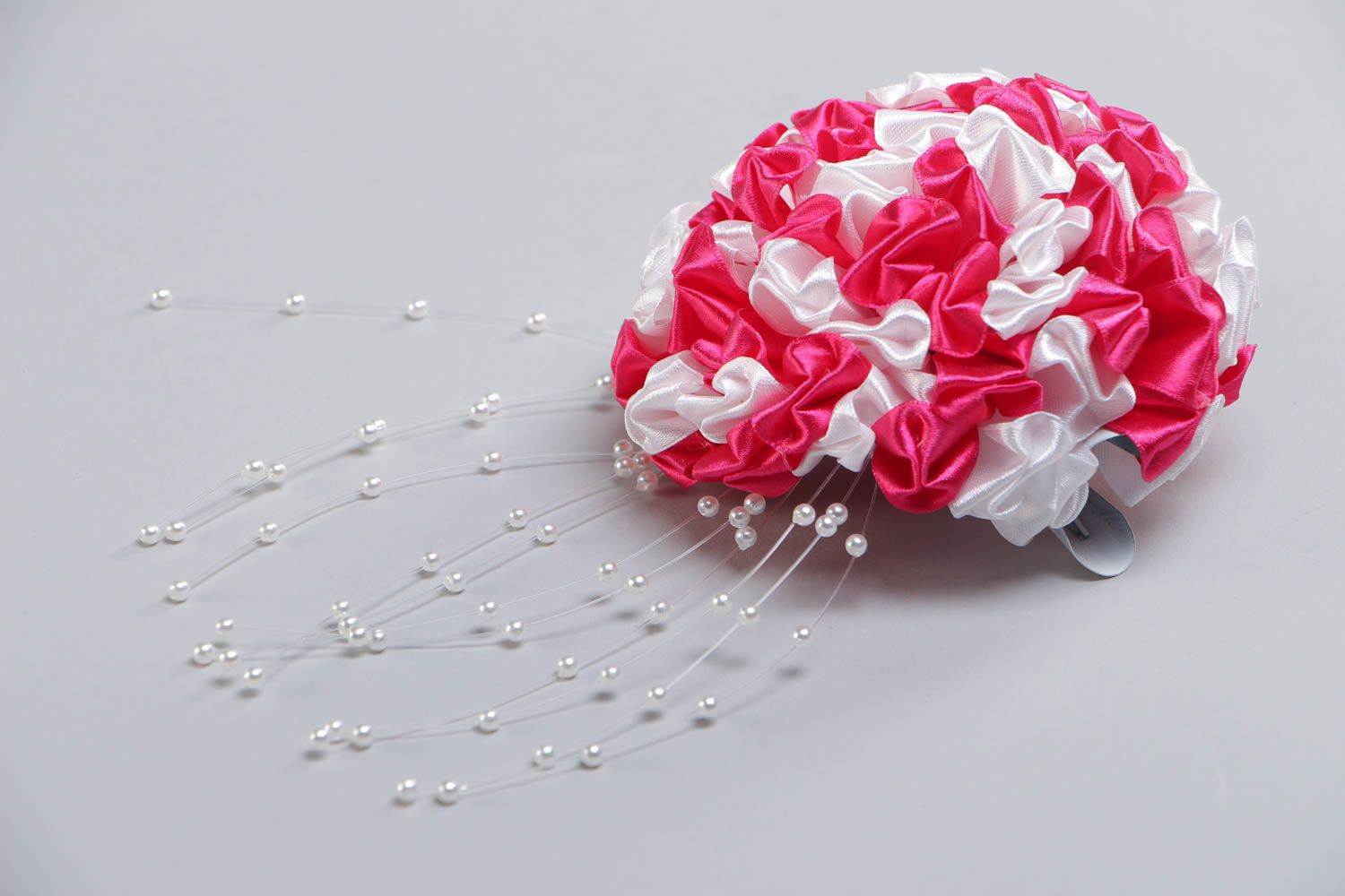 Handmade decorative hair clip with red and white satin ribbon kanzashi flower photo 3