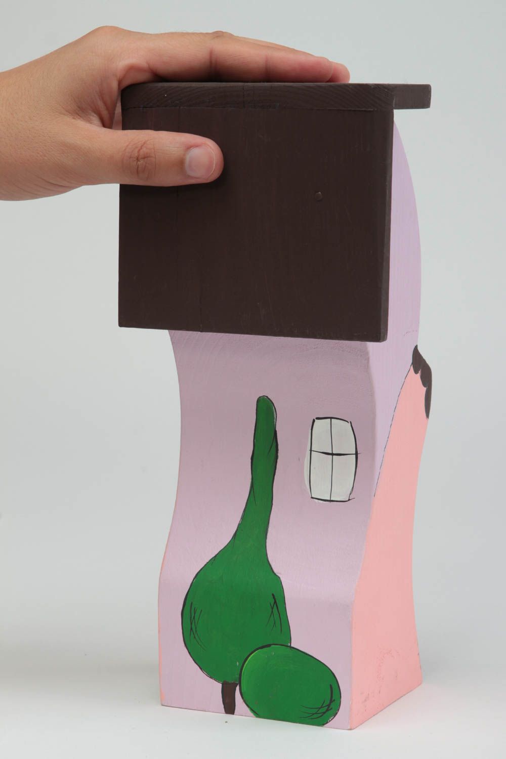 Maisonnette en bois fait main Petite statuette peinte multicolore Déco intérieur photo 5