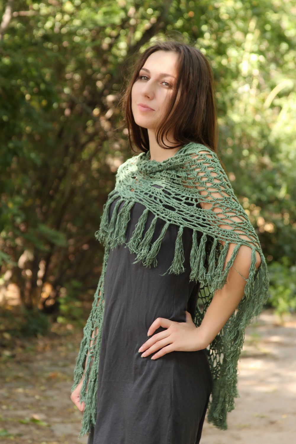 Green shawl made of bamboo  photo 3