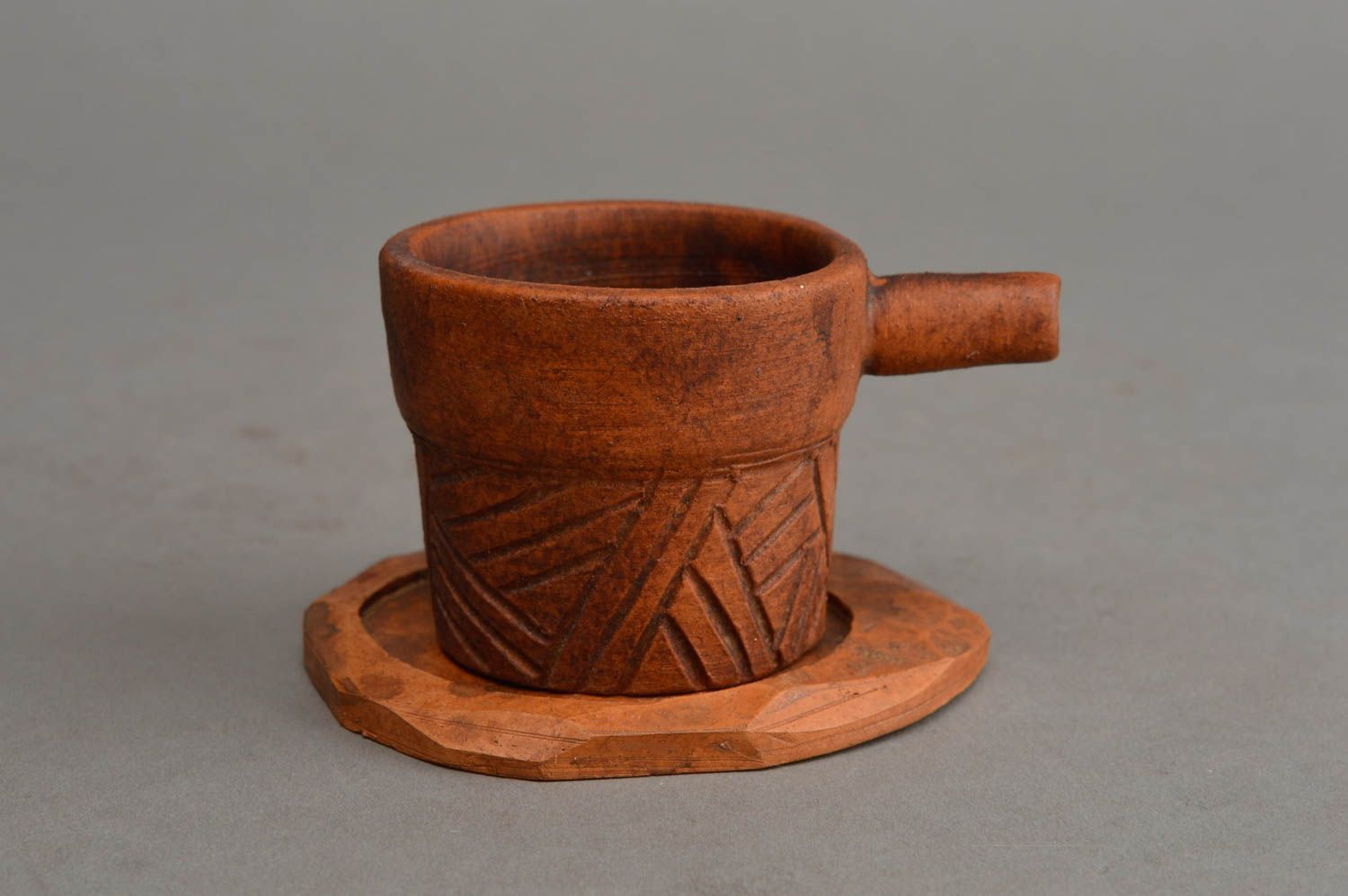 Art clay nonglazed espresso coffee cup with handle, saucer, and handle in the shape of the stick photo 2