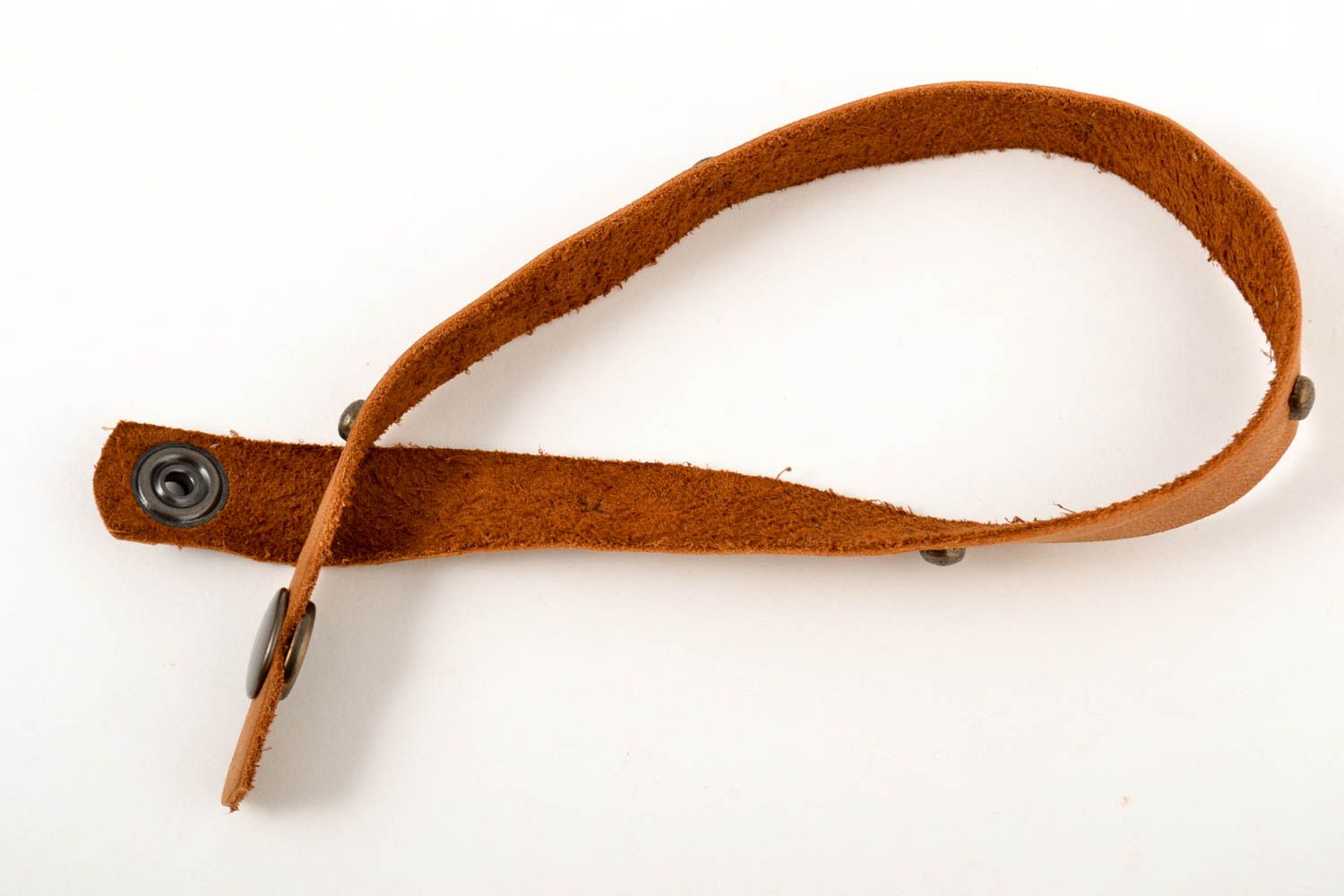 Широкий кожаный браслет хэнд мэйд коричневый браслет на руку украшение из кожи фото 4