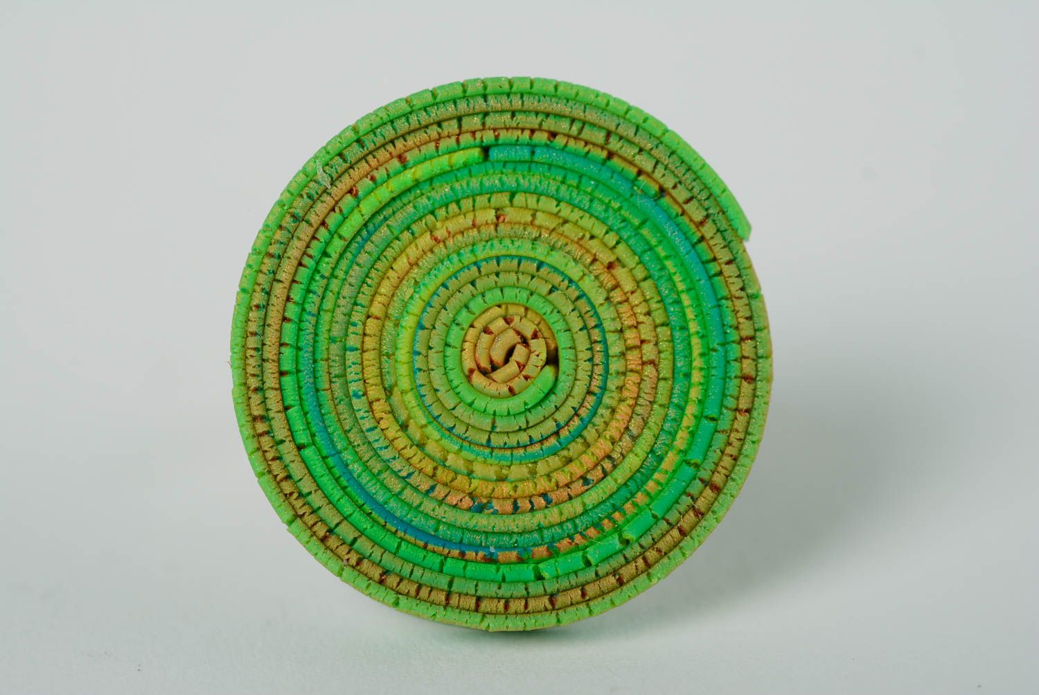 Круглый перстень из полимерной глины ручной работы с регулируемым размером зеленый фото 1