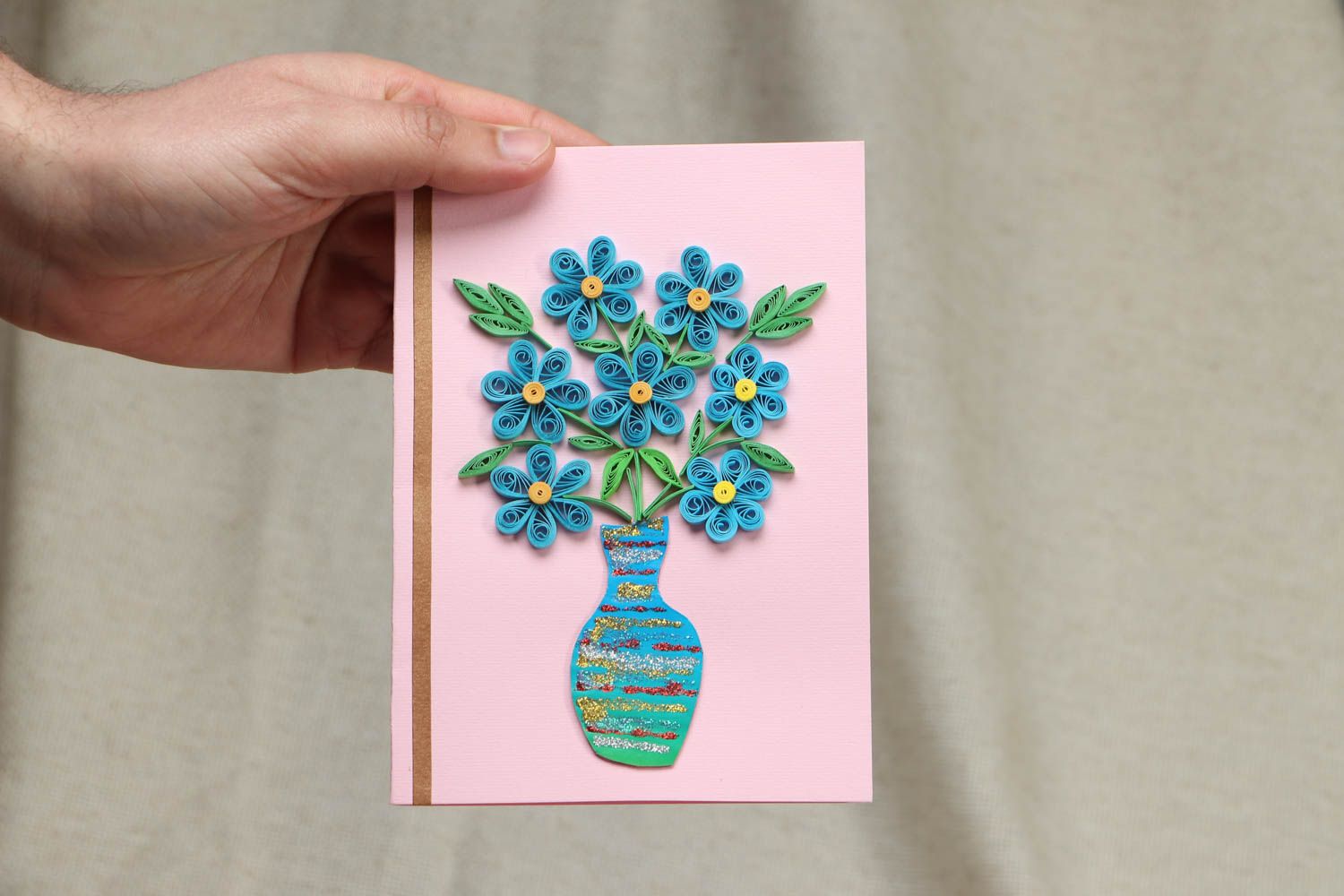 Carte de vœux avec fleurs en papier technique quilling faite main photo 4