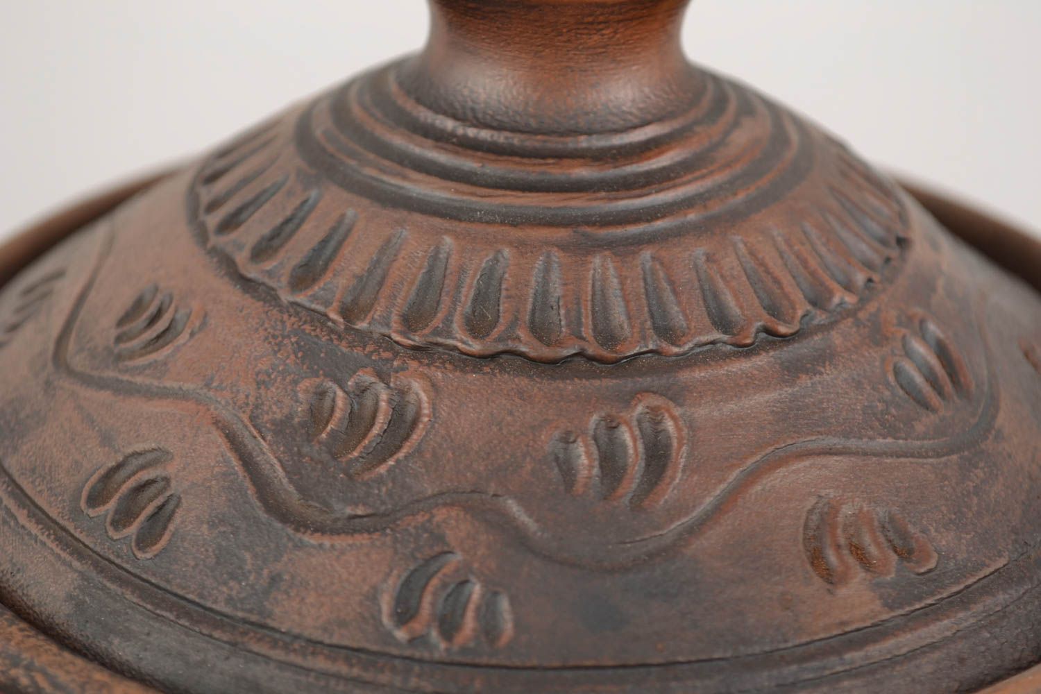 Ensemble de cocottes céramiques marron faites main ornementées 3 pièces photo 3