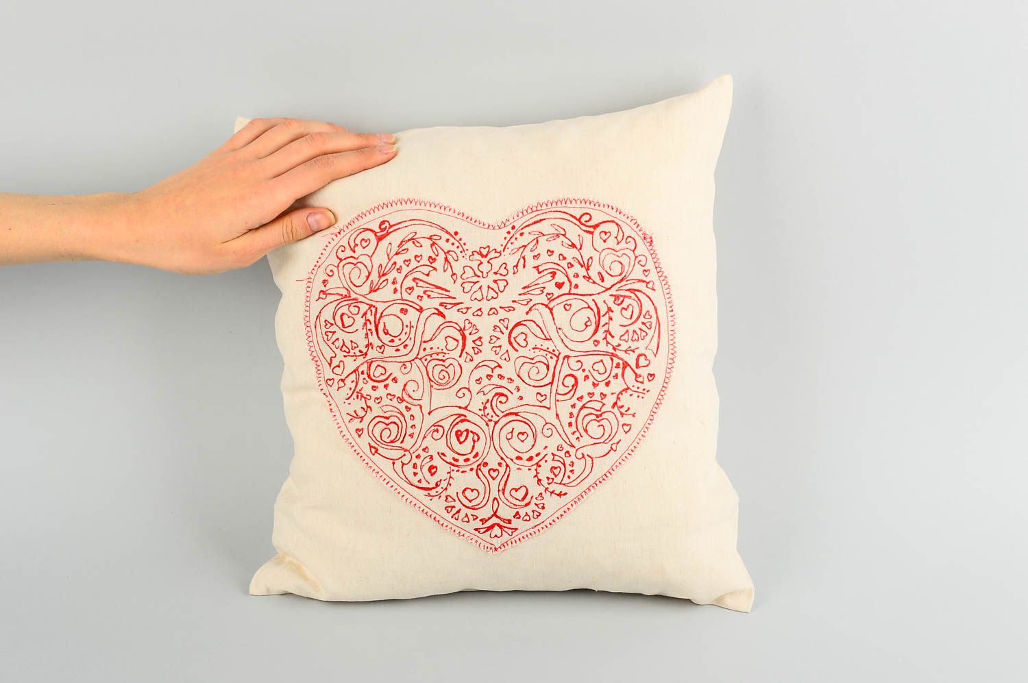 Handmade cushion heart pillow for sofa decorative pillow interior decoration  photo 2