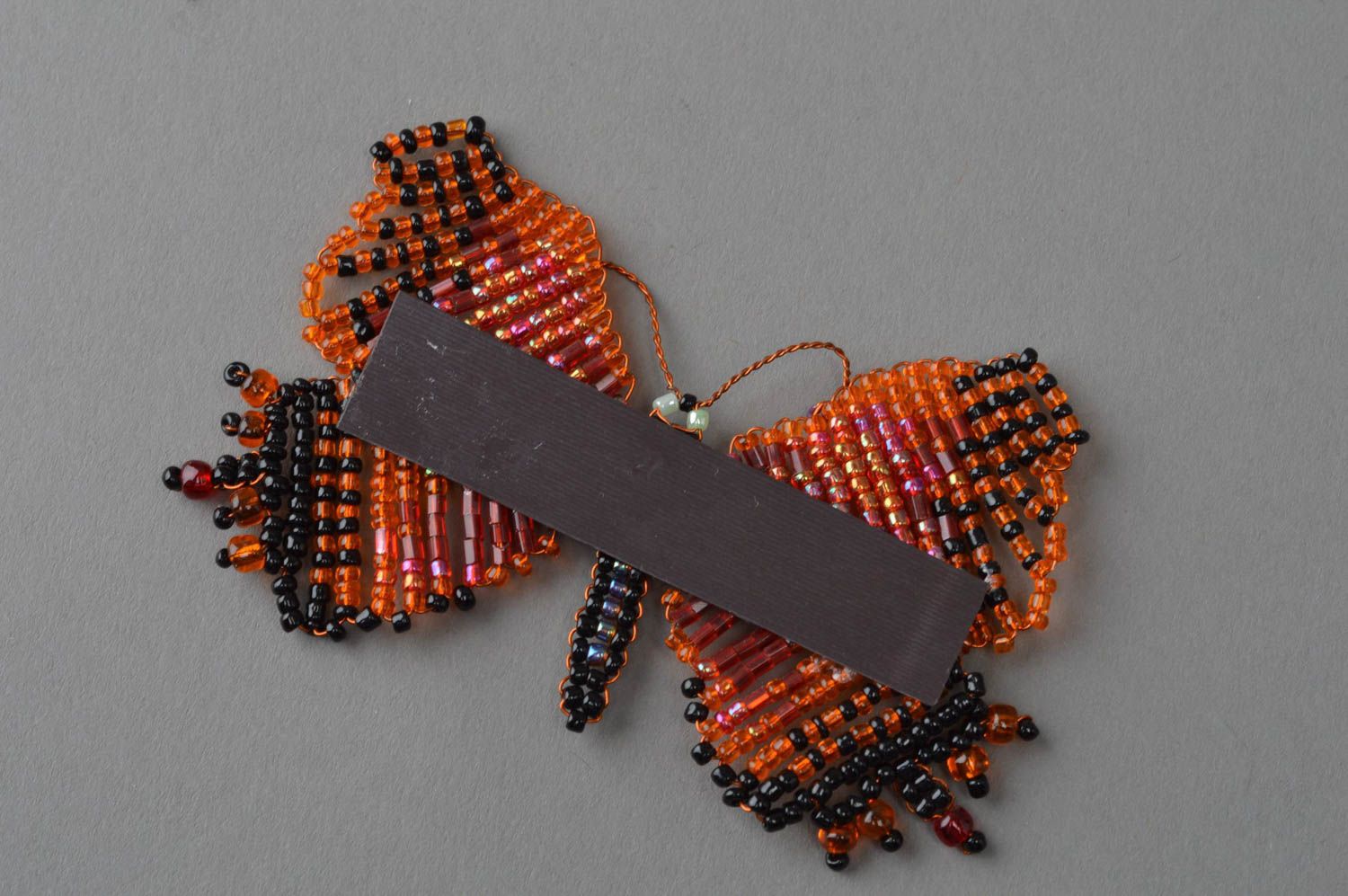Magnet original en forme de papillon orange noir en perles de rocaille fait main photo 4