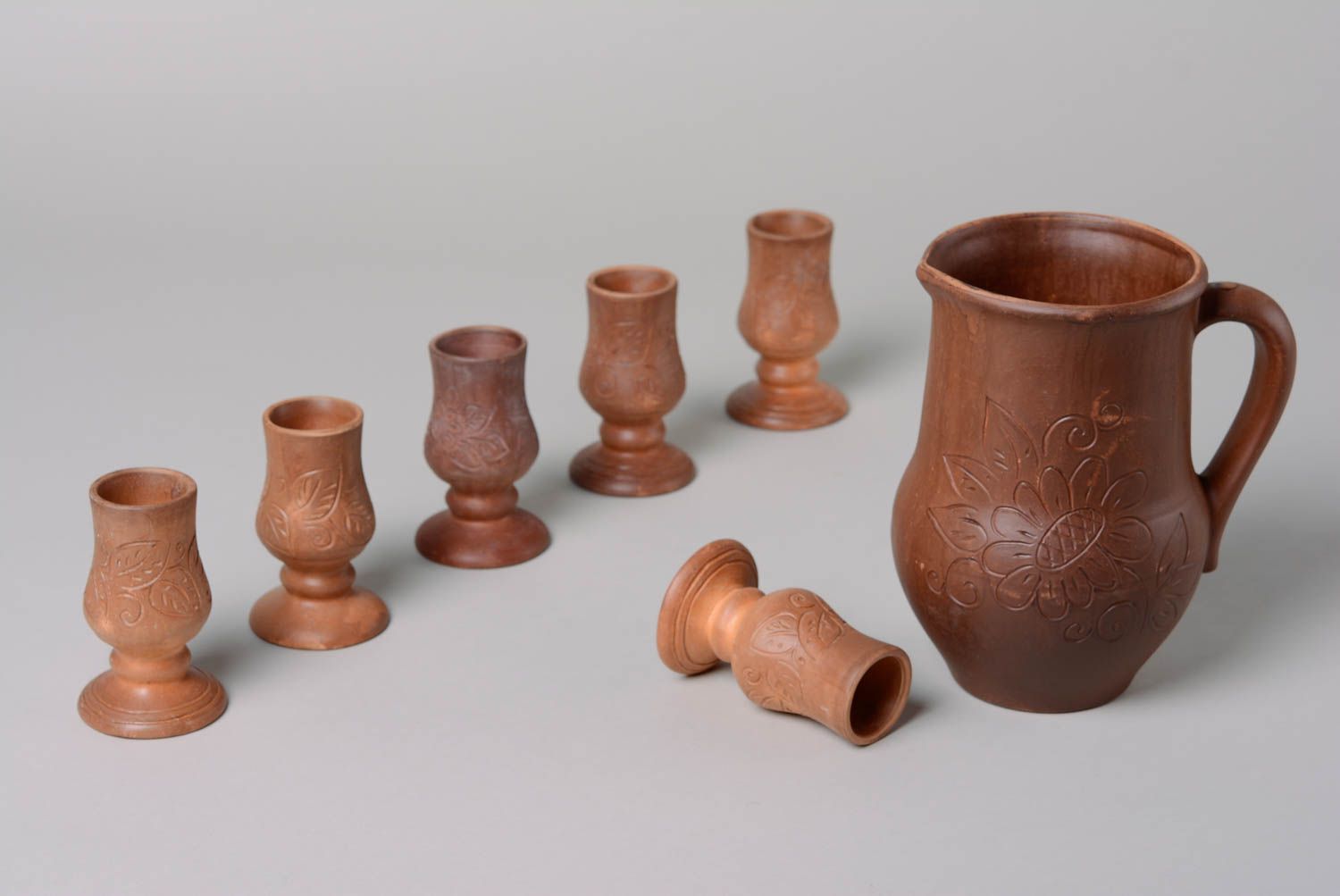 70 oz ceramic handmade terracotta wine pitcher with 6 wine goblets 3,8 lb photo 2