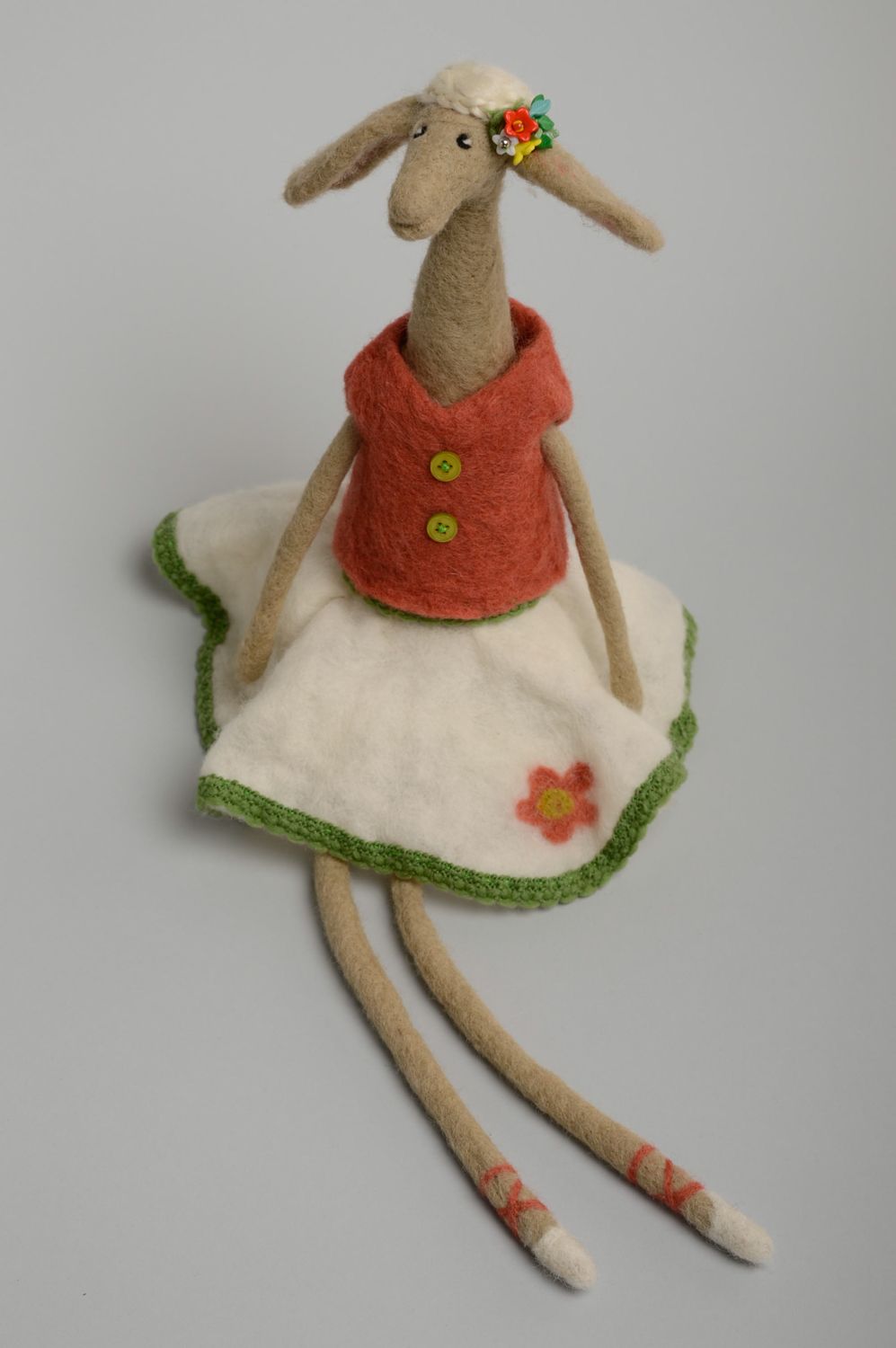 Jouet décoratif en laine fait main Mouton photo 1