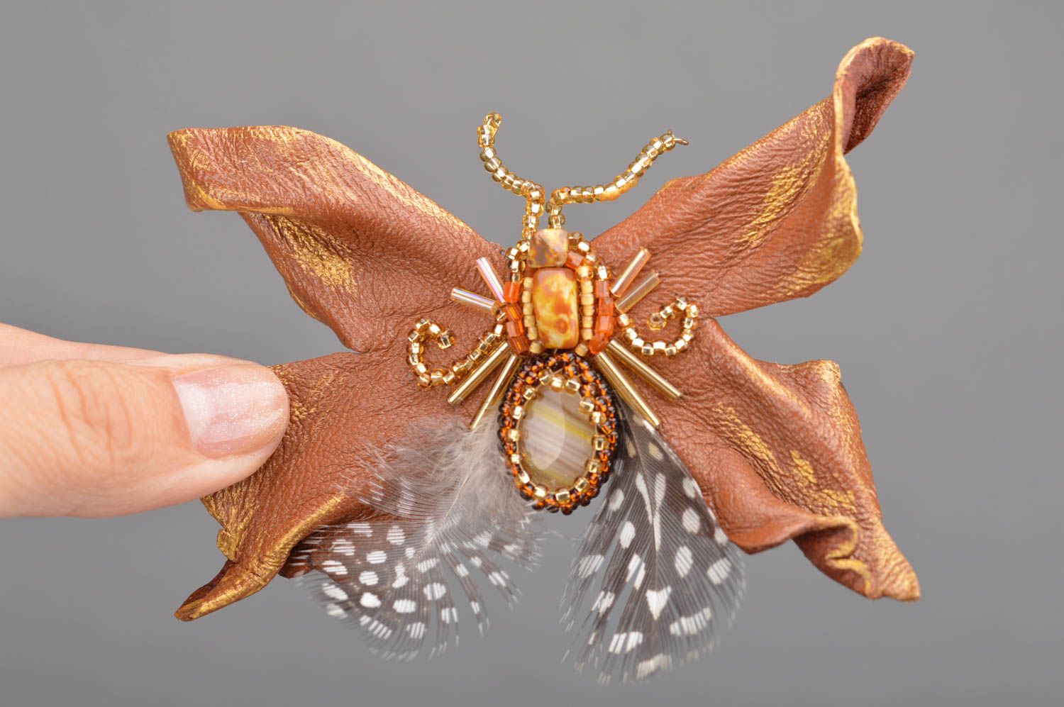 Handmade designer volume brown genuine leather butterfly brooch with feathers photo 2