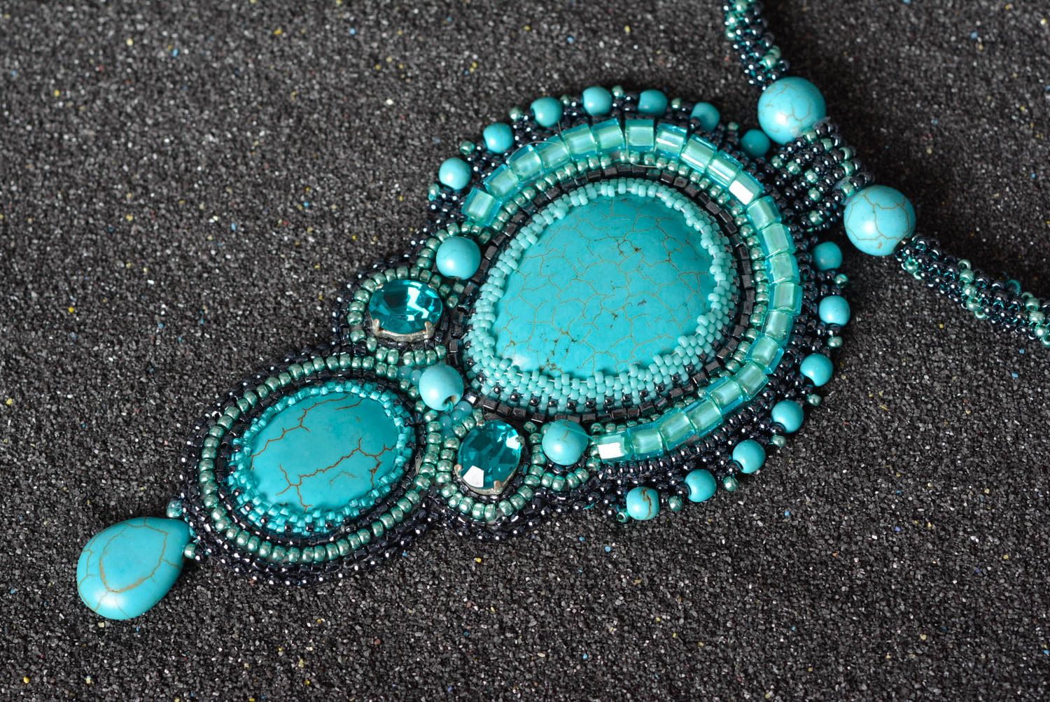 Collier perles de rocaille Bijou fait main hématite turquoise Accessoire femme photo 3