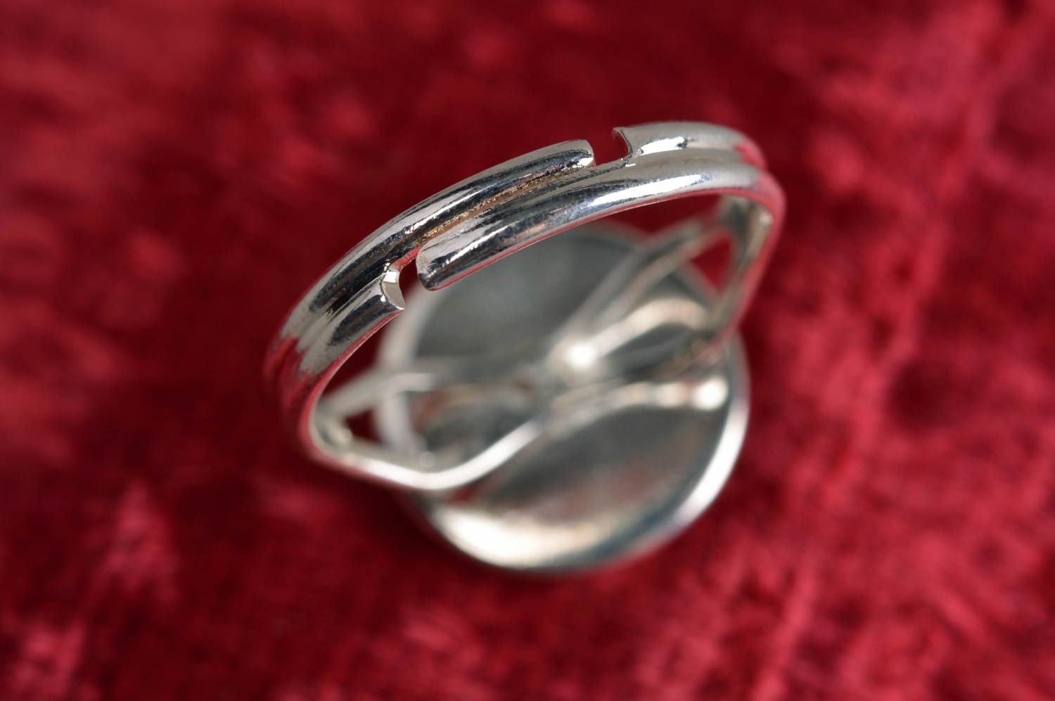Greller massiver Ring mit Print in Decoupage Technik mit Juwelierhatz Handarbeit foto 2