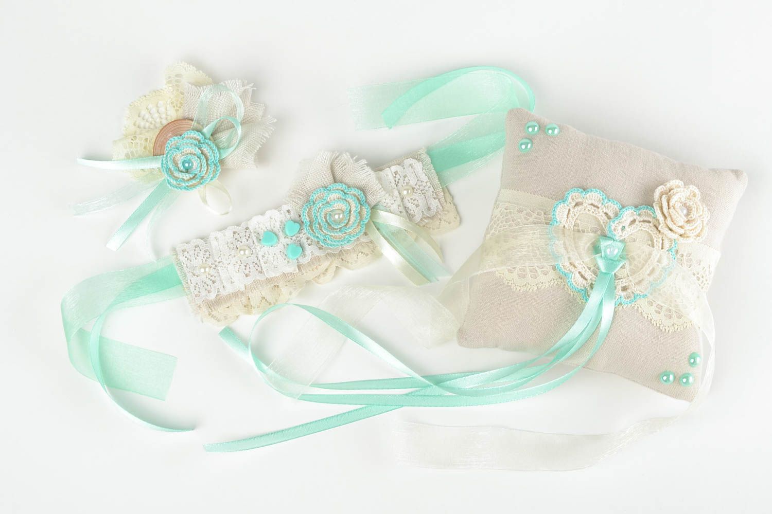 Accesorios de boda hechos a mano cojín para anillos regalos para novia foto 1