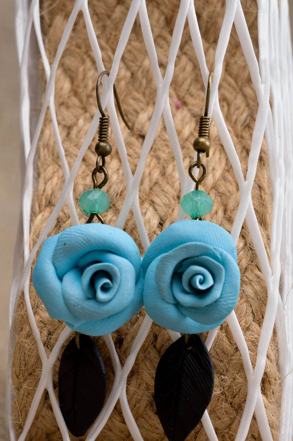 Blaue Rosen Blumen Ohrringe handmade Polymer Schmuck Accessoire für Frauen foto 1