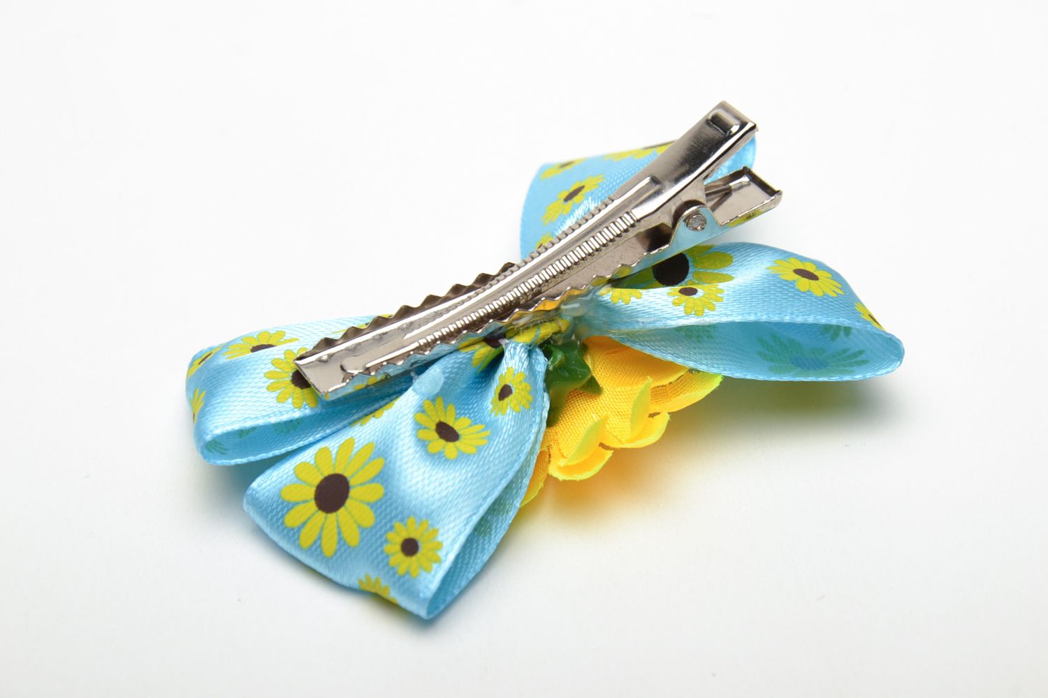 Handmade ribbon hair clip for children photo 4